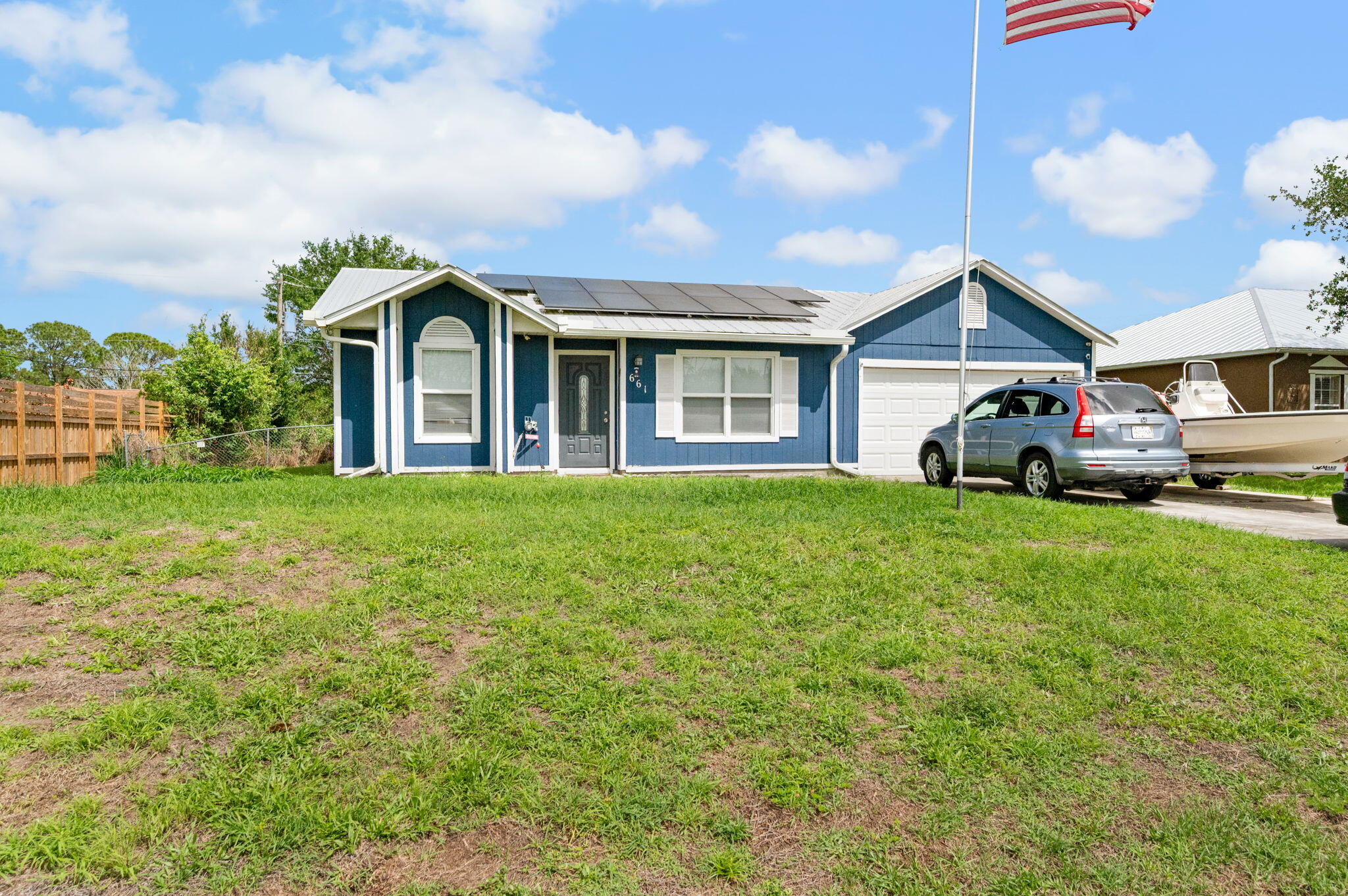 661 NW Kildare Street, Port St. Lucie