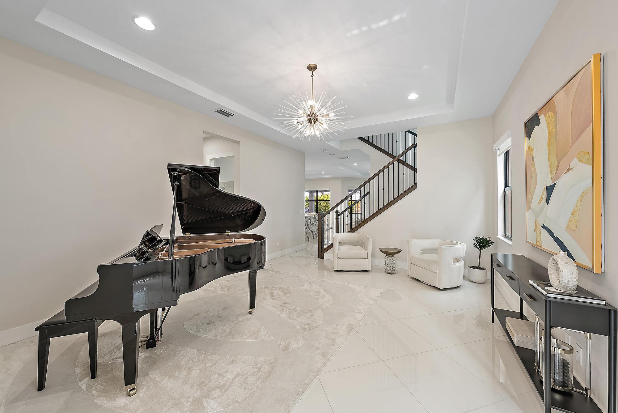 13633 Artisan Circle