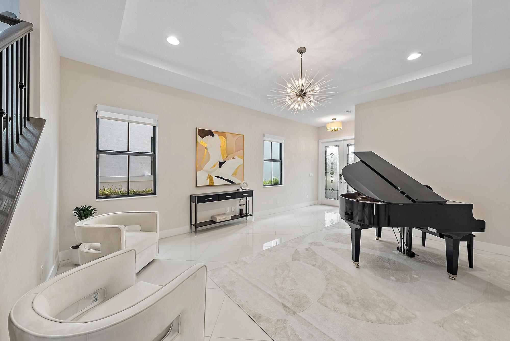 13633 Artisan Circle