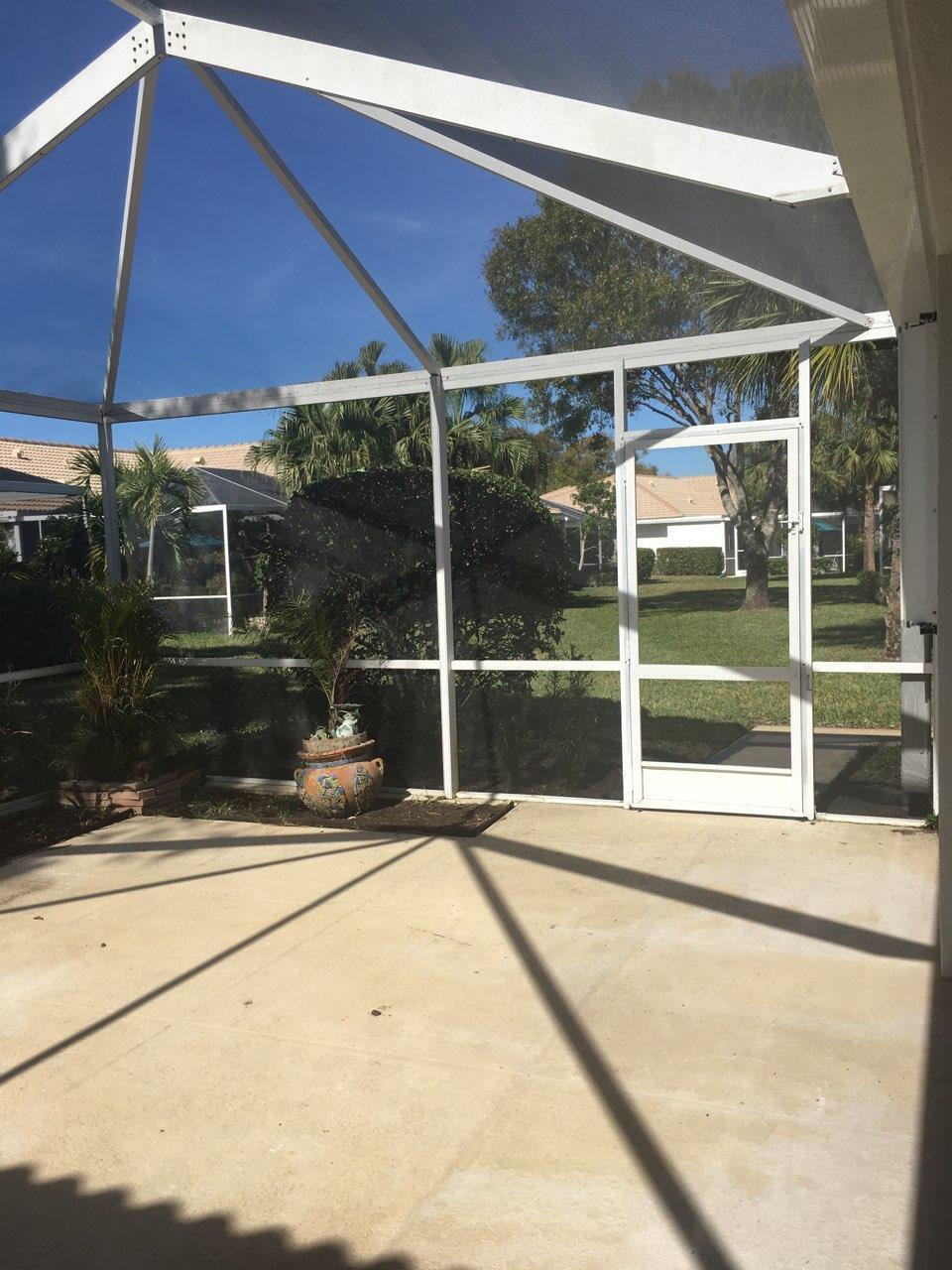 10901 Myrtle Oak Court