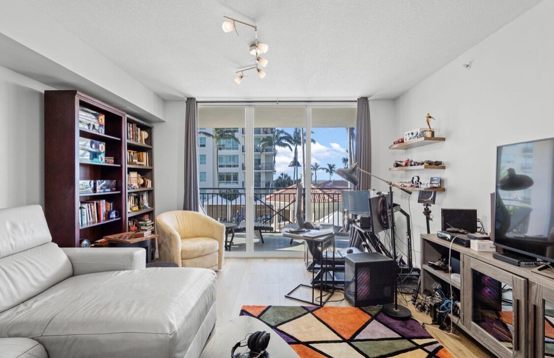 610 W Las Olas Boulevard 920n