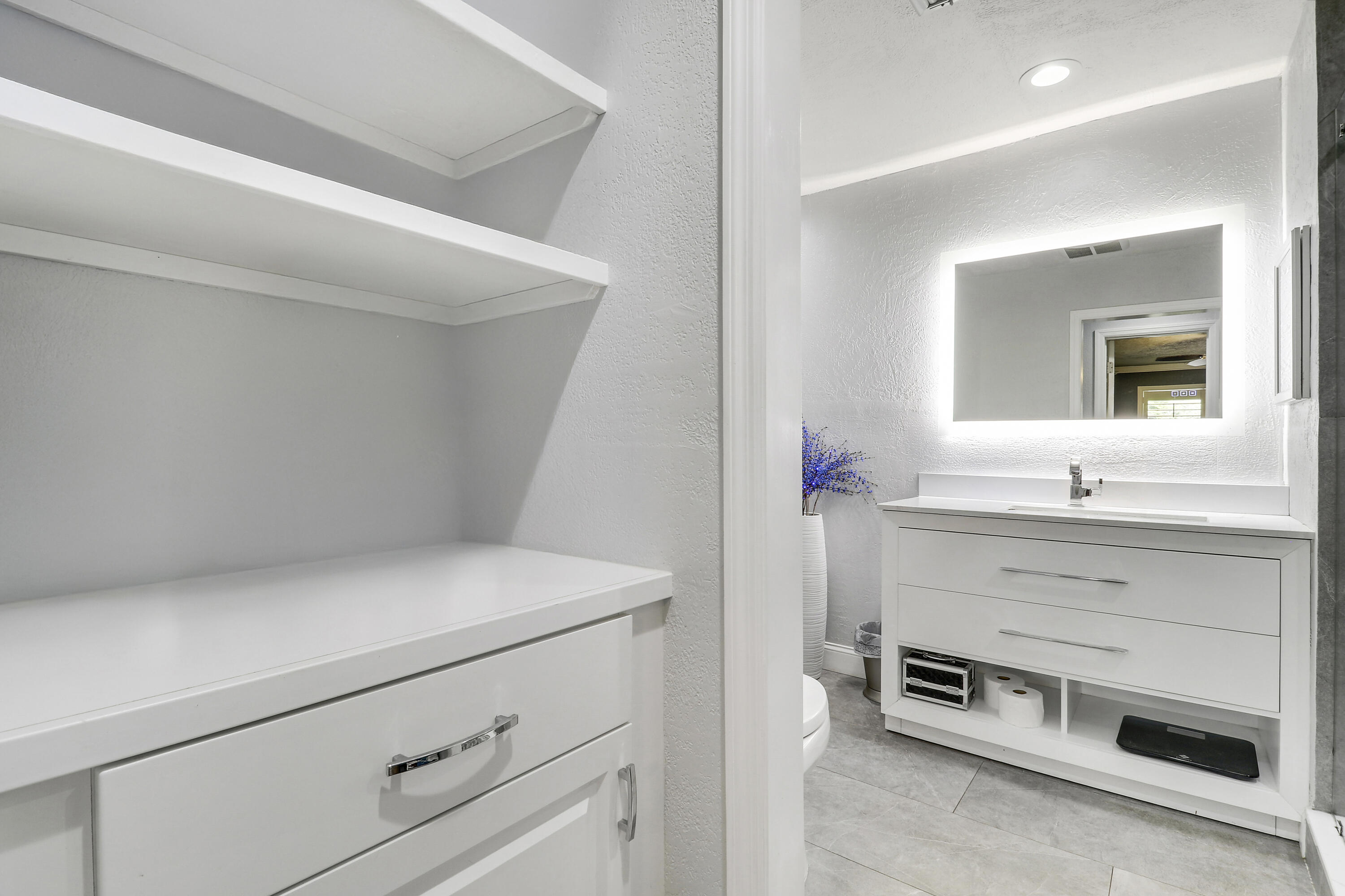 19049 SE Robert Drive