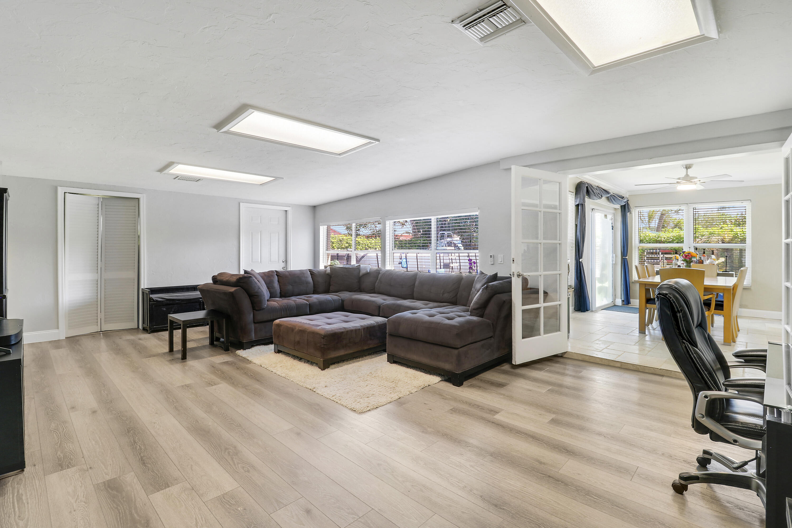 19049 SE Robert Drive