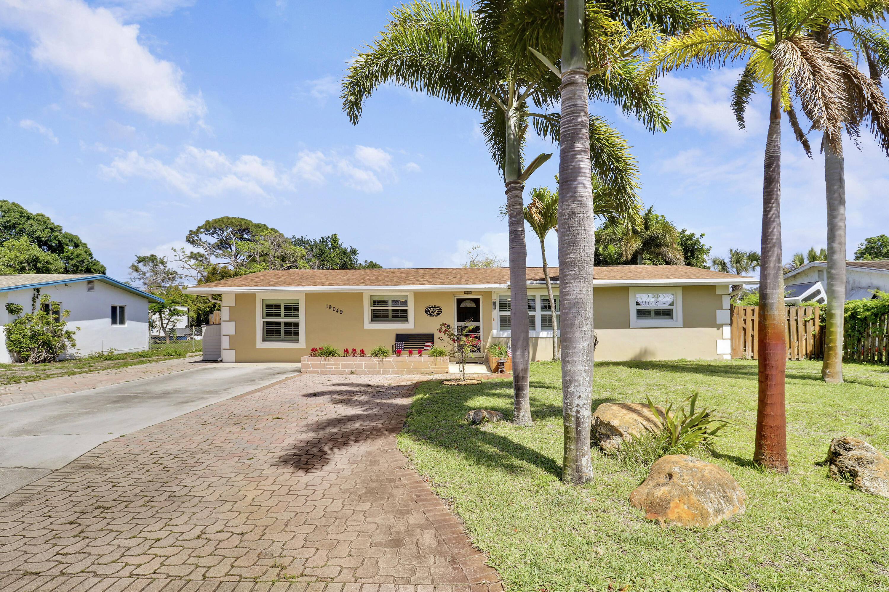 19049 SE Robert Drive