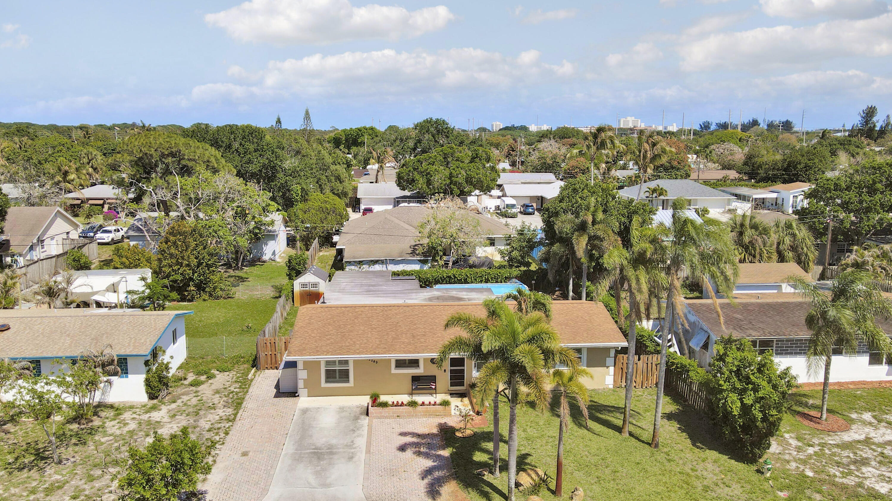 19049 SE Robert Drive