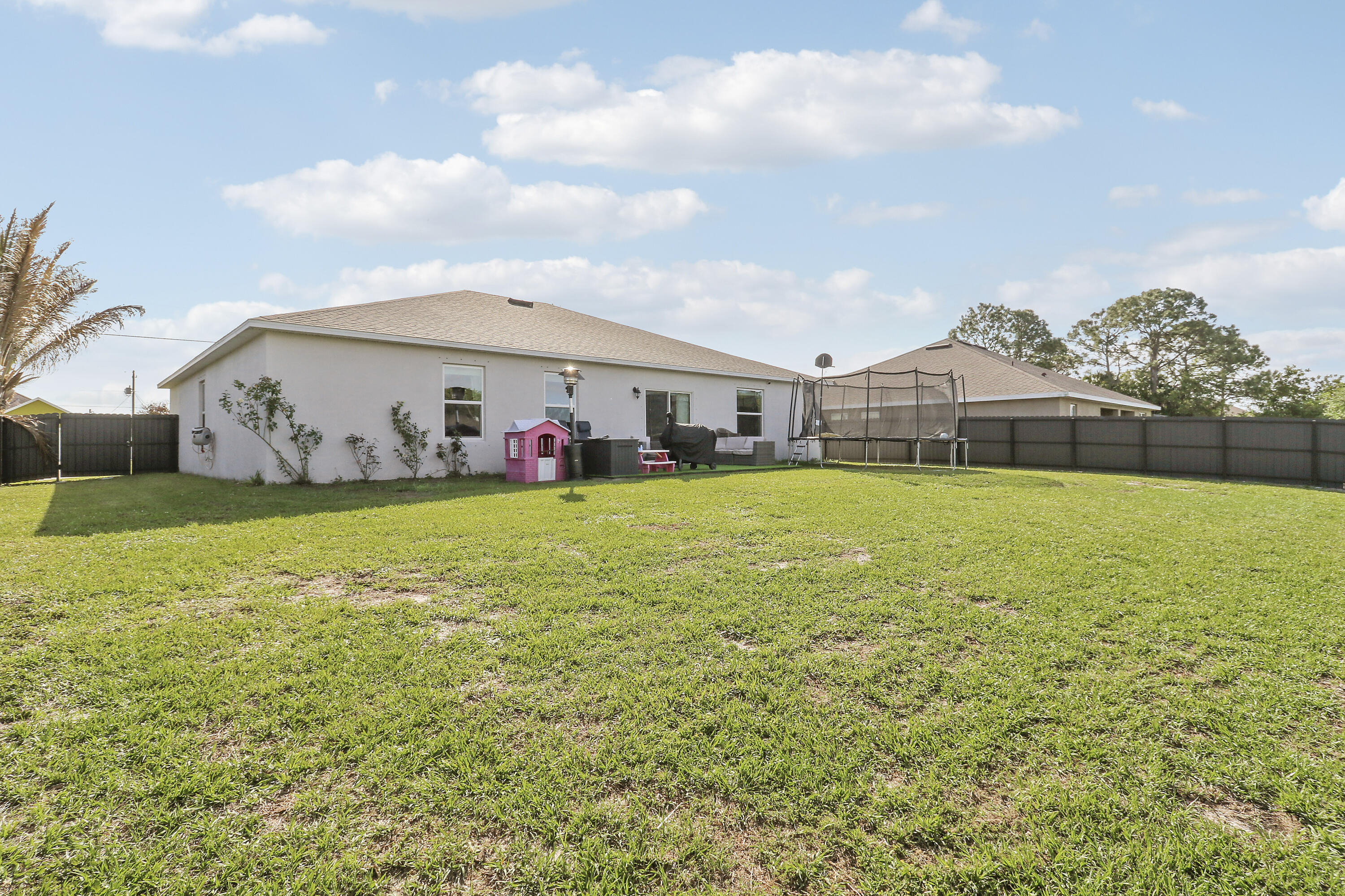 1892 SW Monterrey Lane, Port St. Lucie