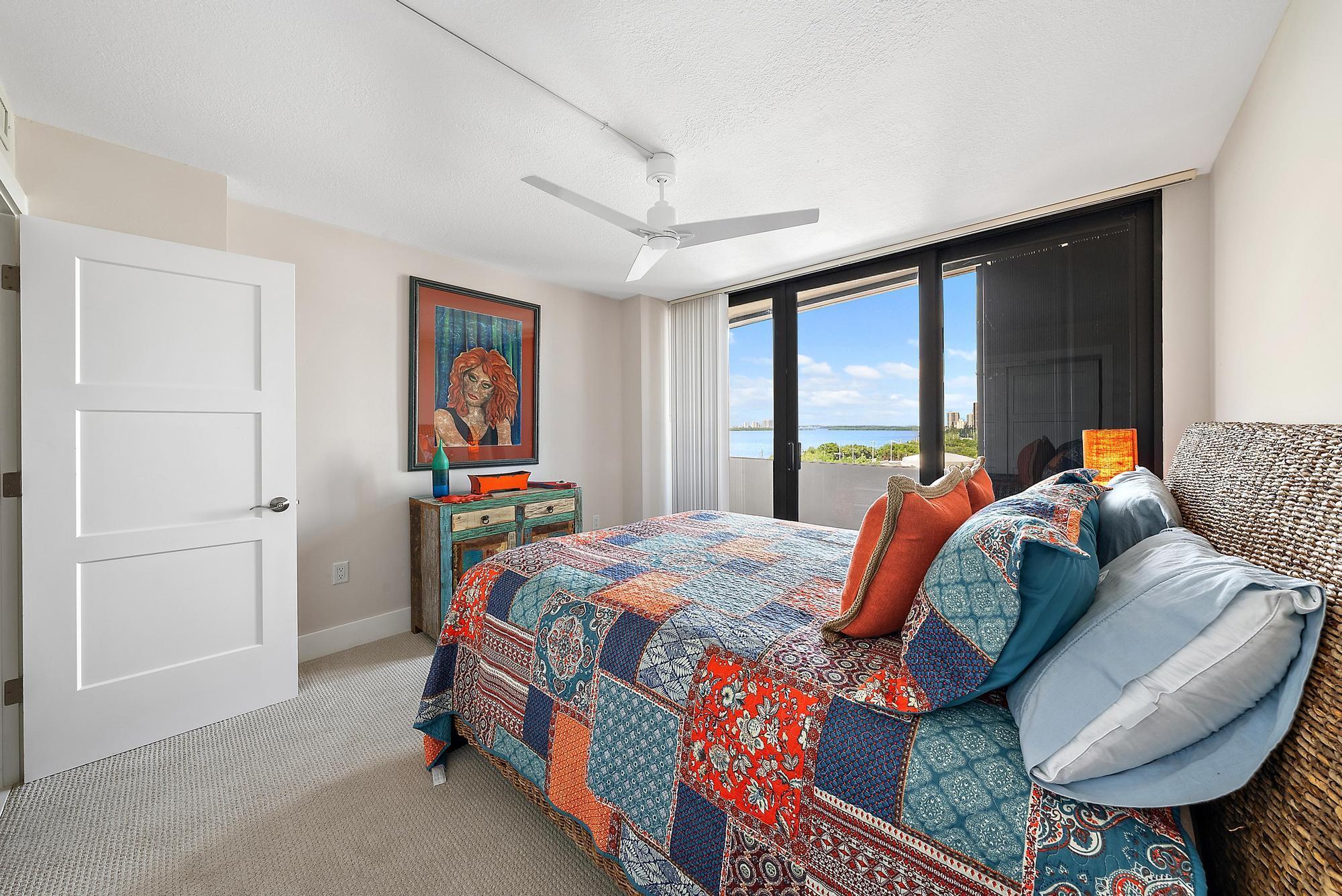 4200 N Ocean Drive 2-705