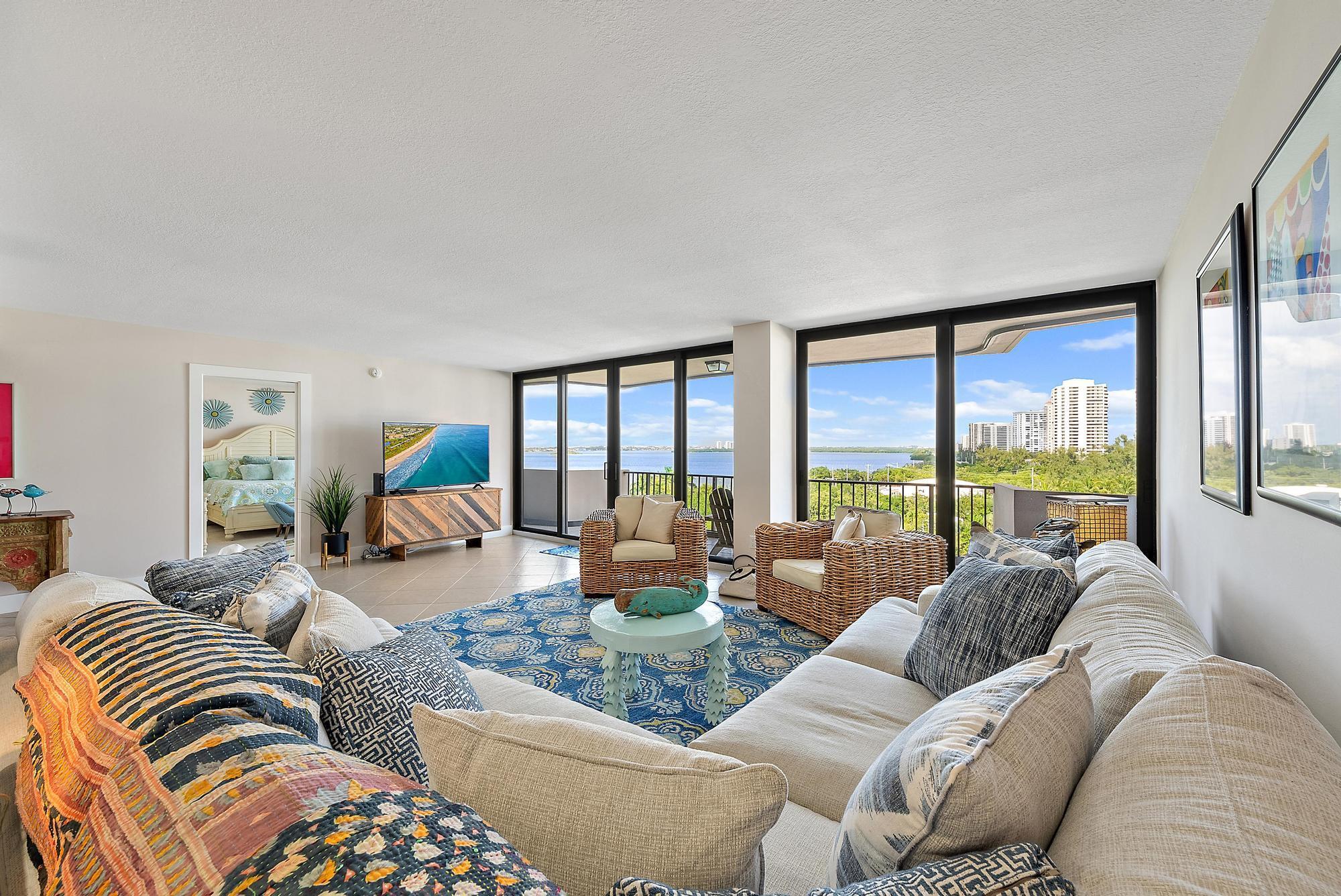4200 N Ocean Drive 2-705