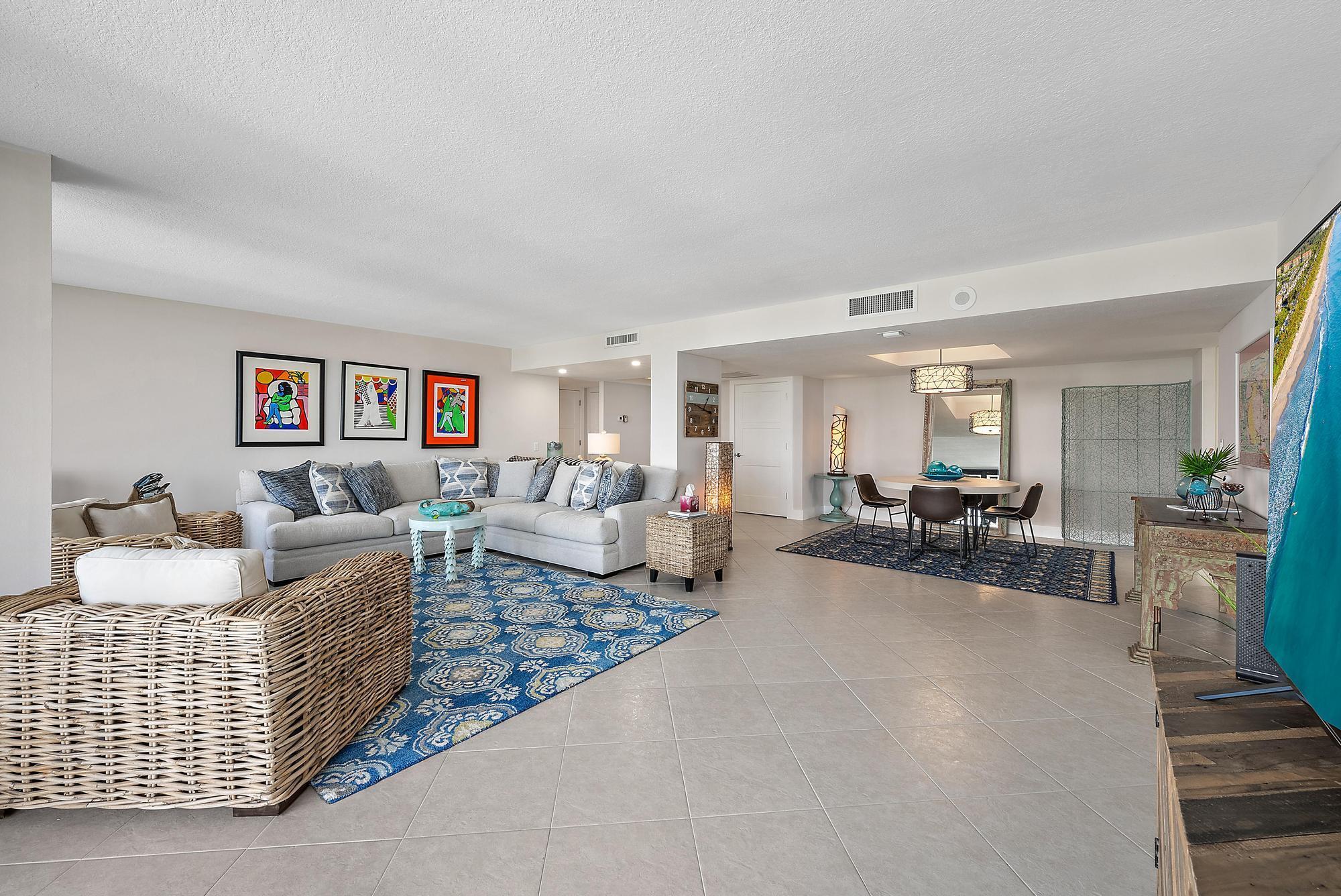 4200 N Ocean Drive 2-705