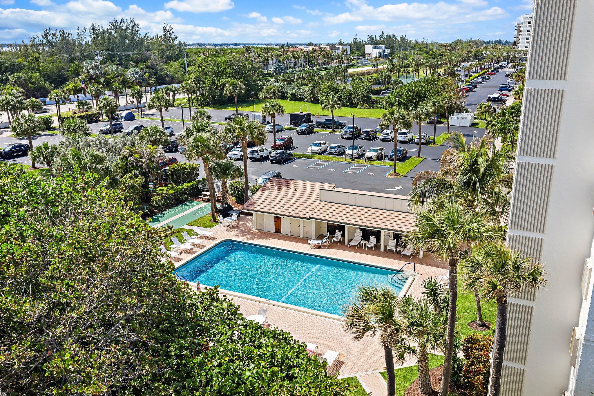 10310 S Ocean Drive 205
