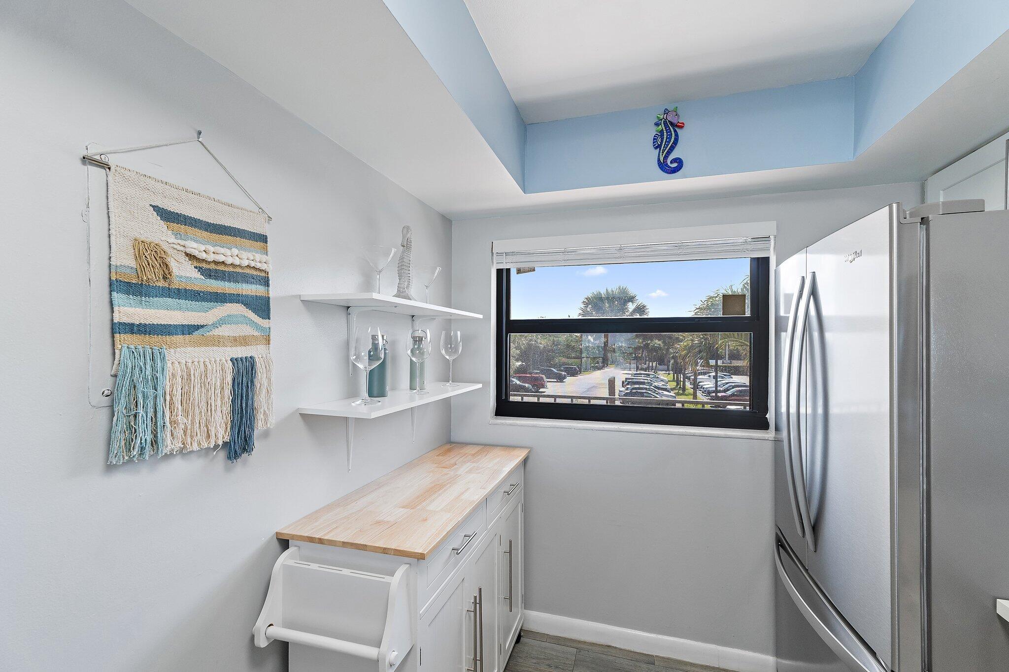 10310 S Ocean Drive 205