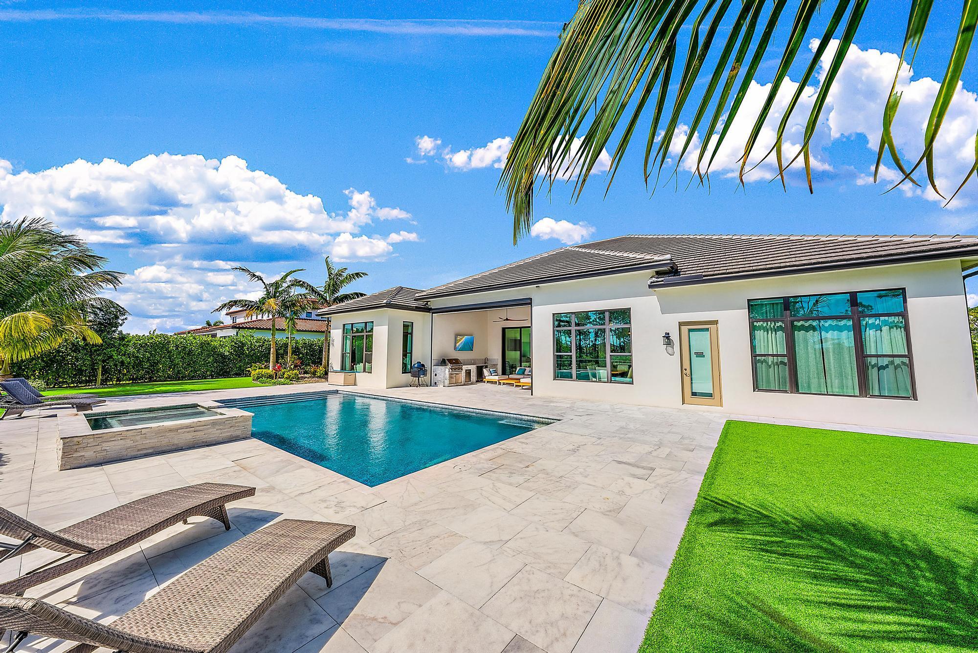 20063 SE Gallberry Drive