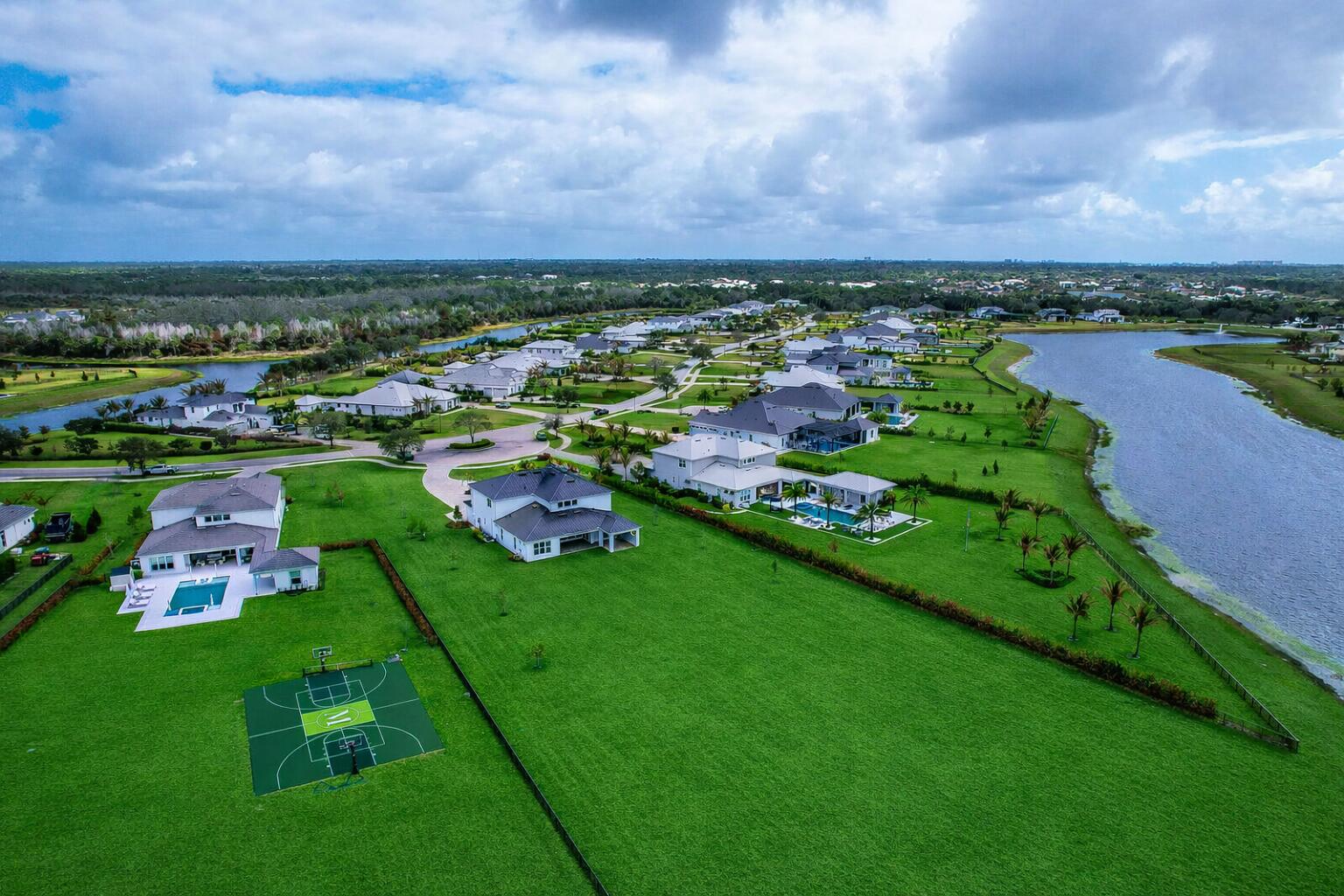 20060 SE Bridgewater Drive