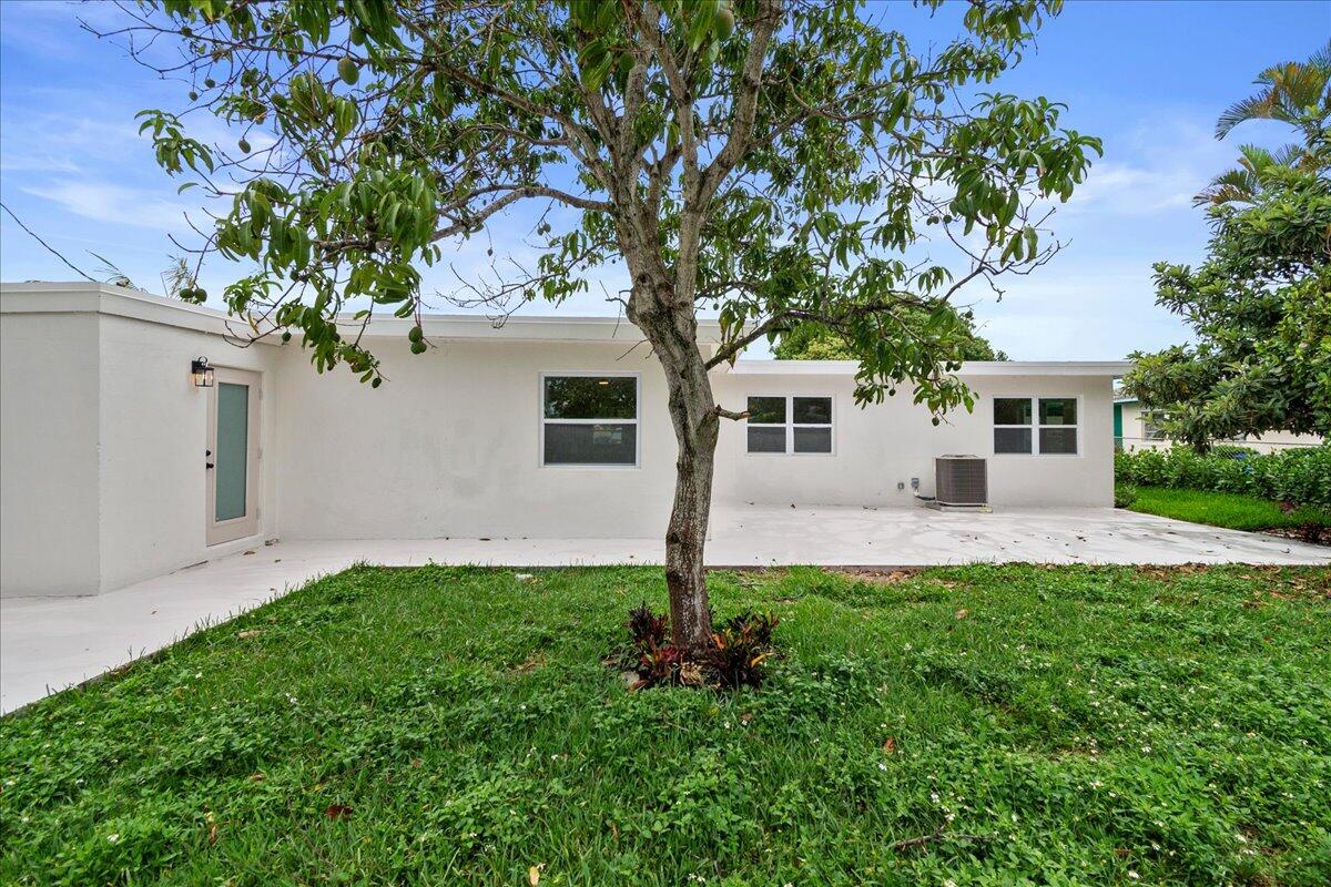 426 Bayberry Drive