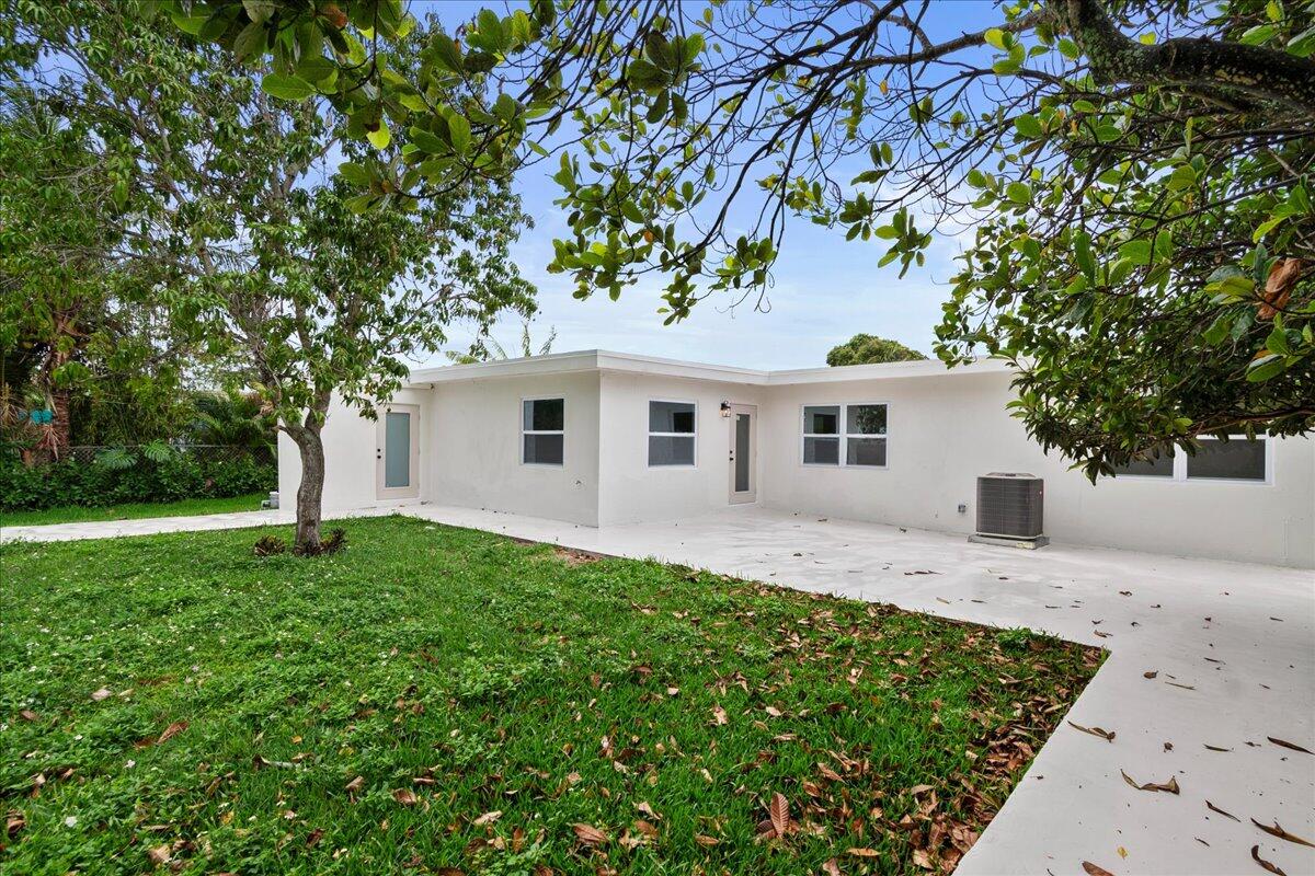 426 Bayberry Drive