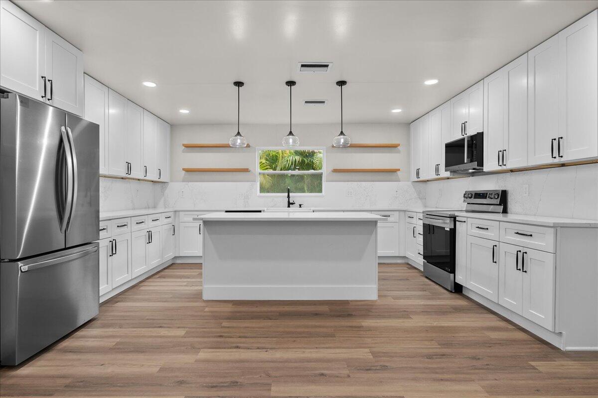 426 Bayberry Drive