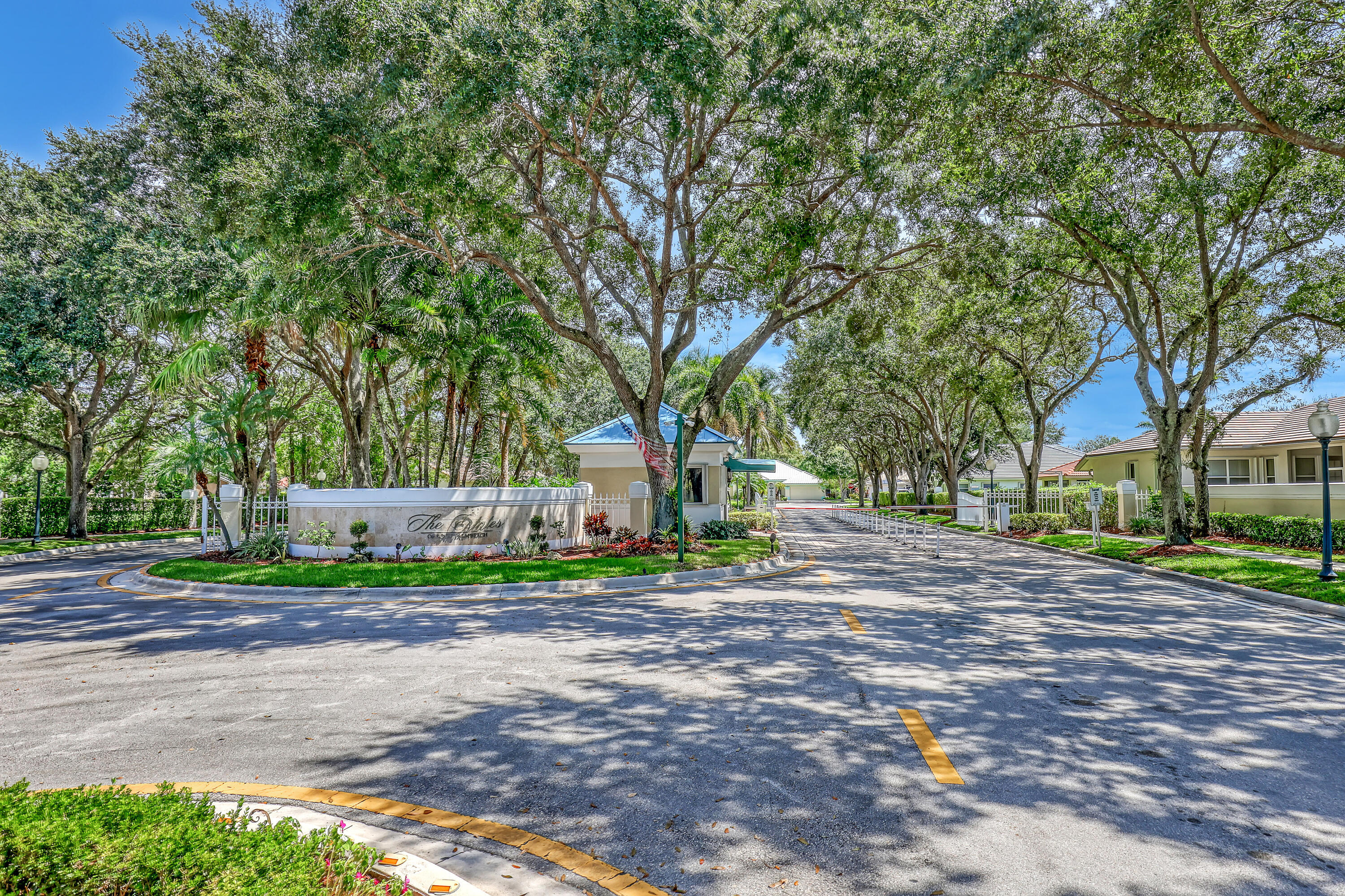 133 Black Olive Crescent