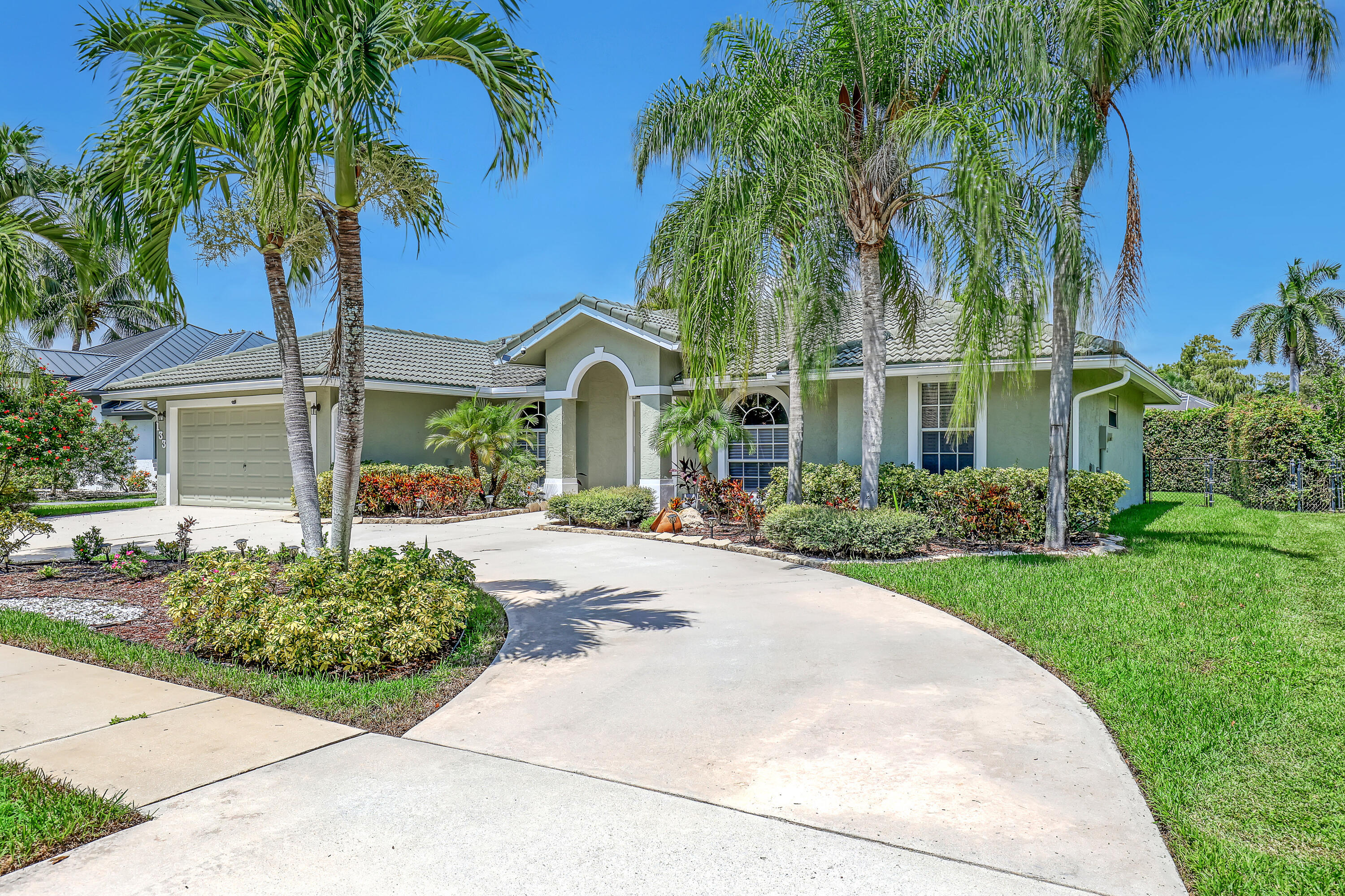 133 Black Olive Crescent