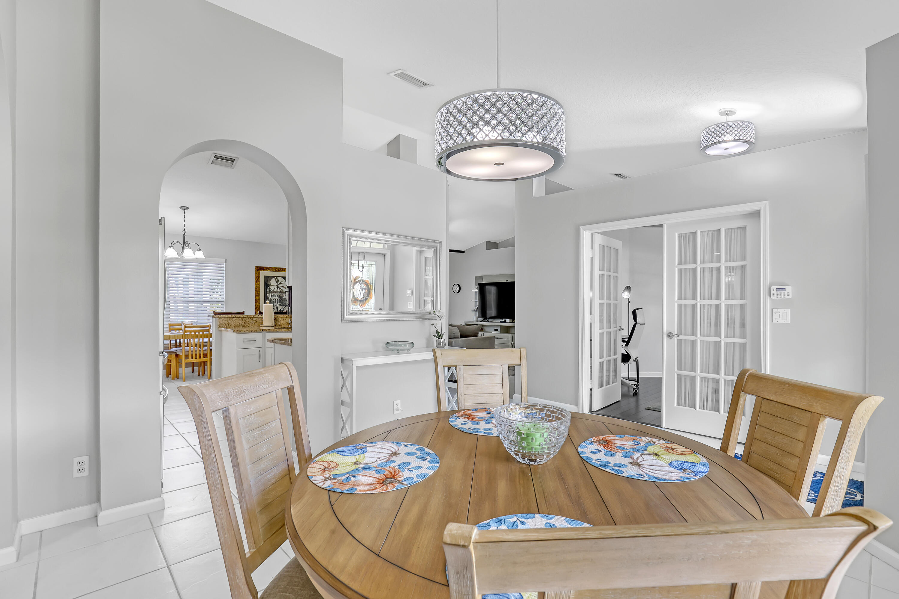 133 Black Olive Crescent