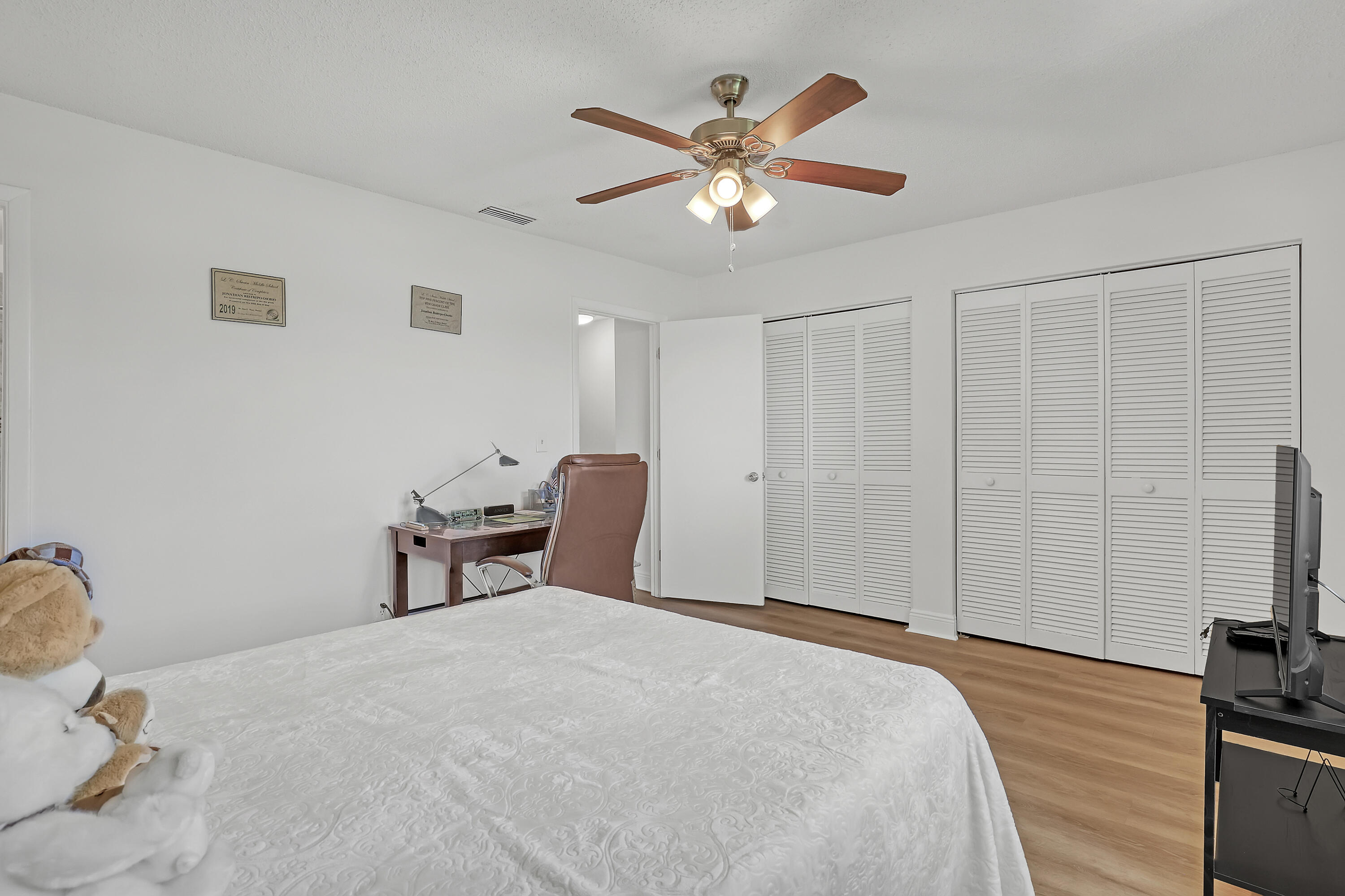 4707 Pier Drive