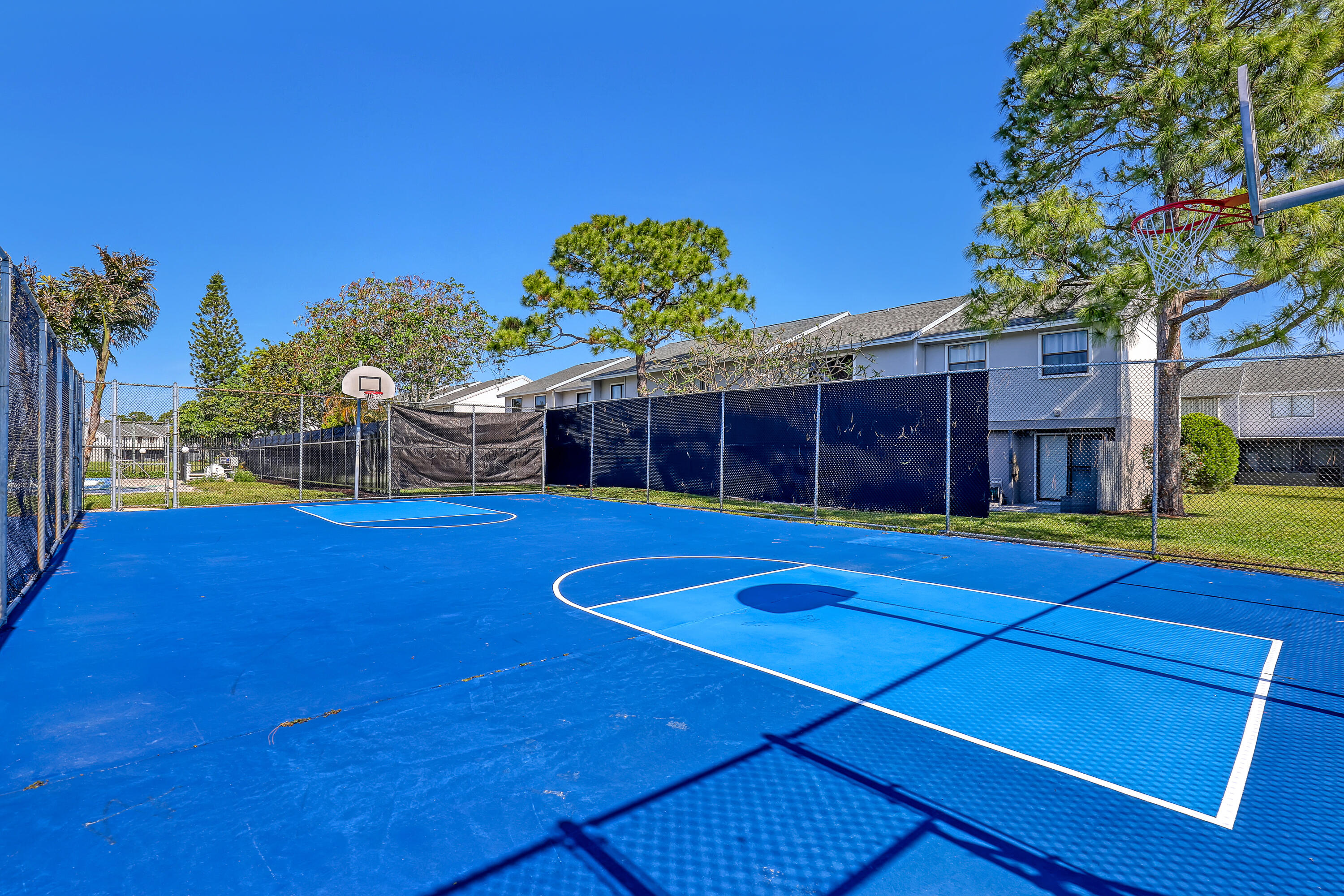 4707 Pier Drive