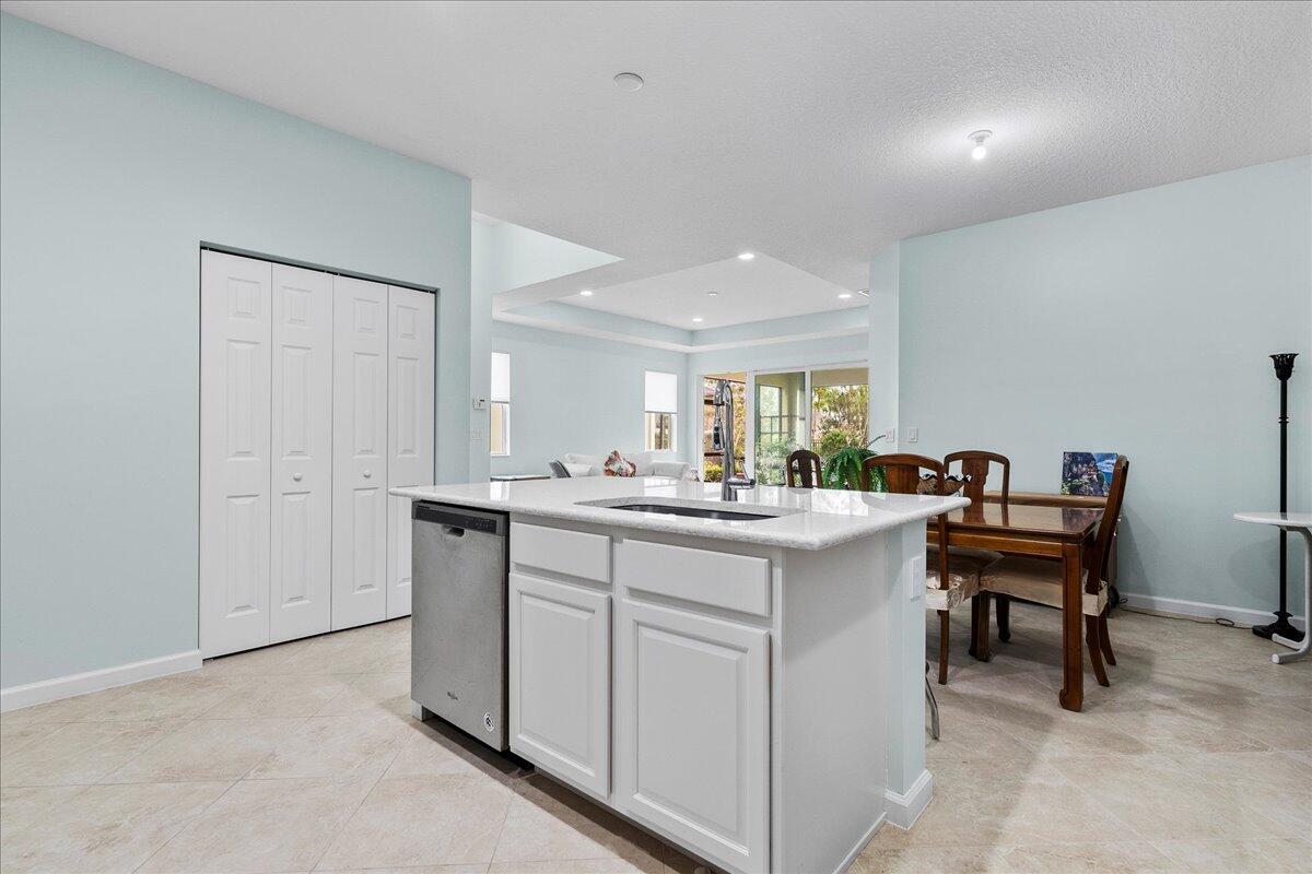 12842 SW Lake Fern Circle, Port St. Lucie