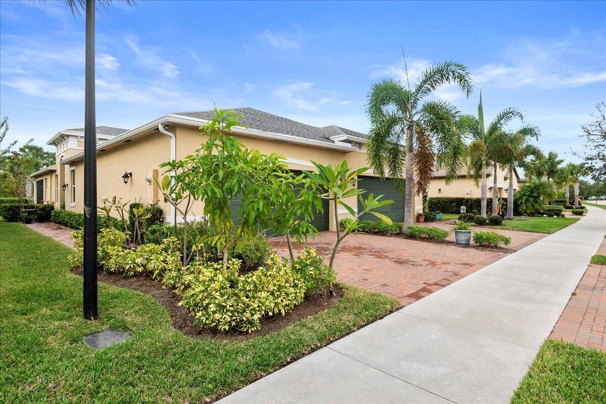 12842 SW Lake Fern Circle, Port St. Lucie