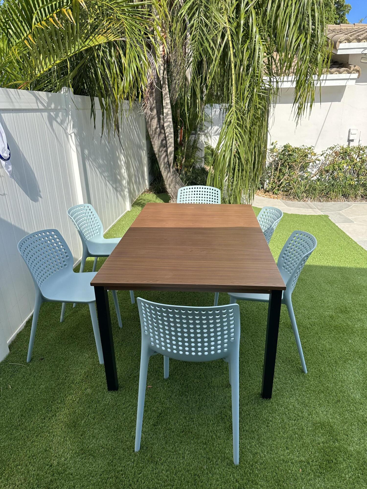 5111 NE 27th Terrace NE