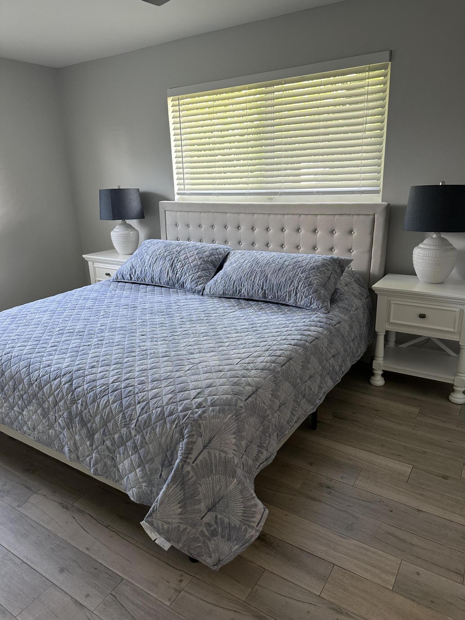 5111 NE 27th Terrace NE