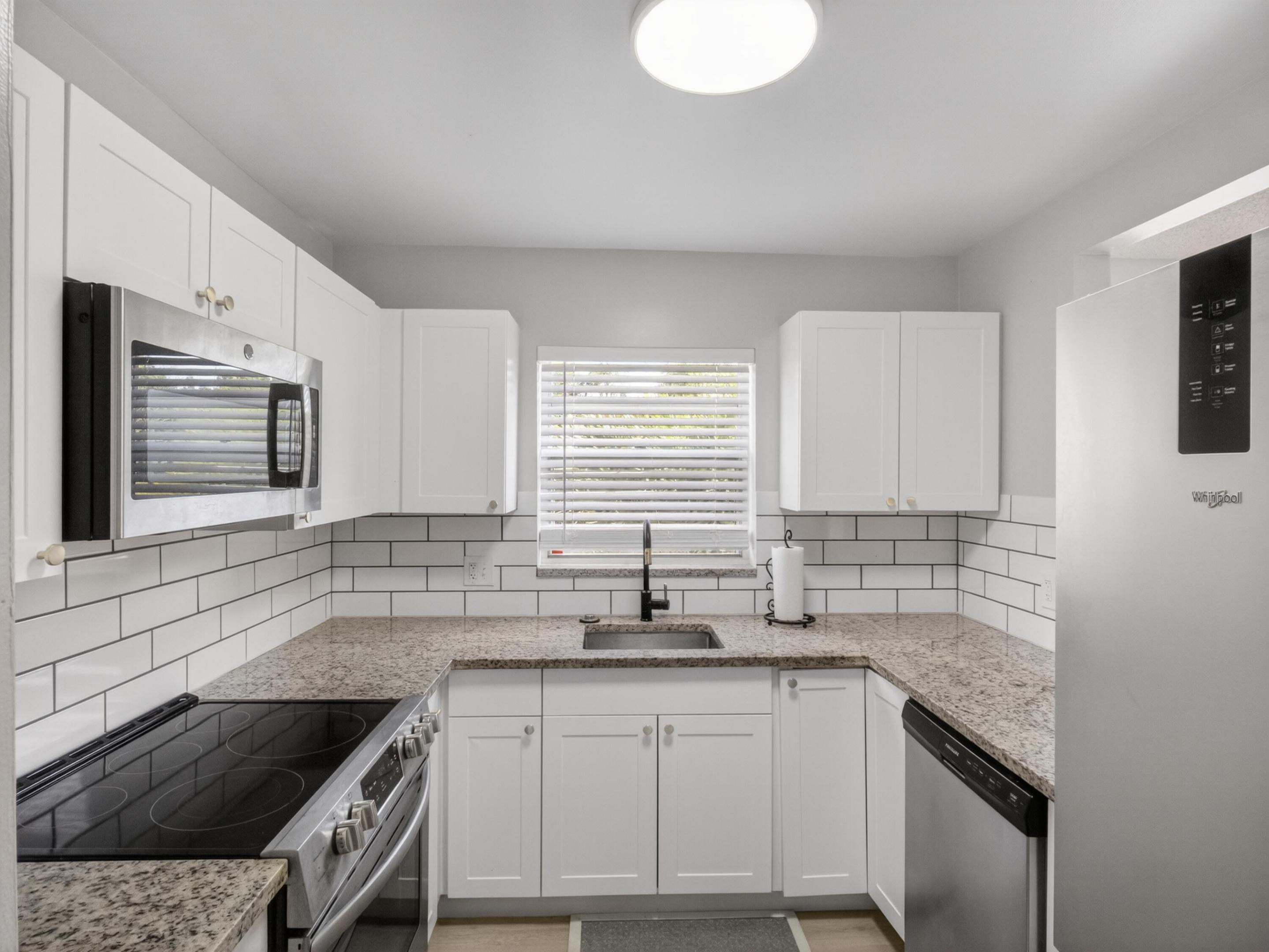 1225 NW 21st Street 2407