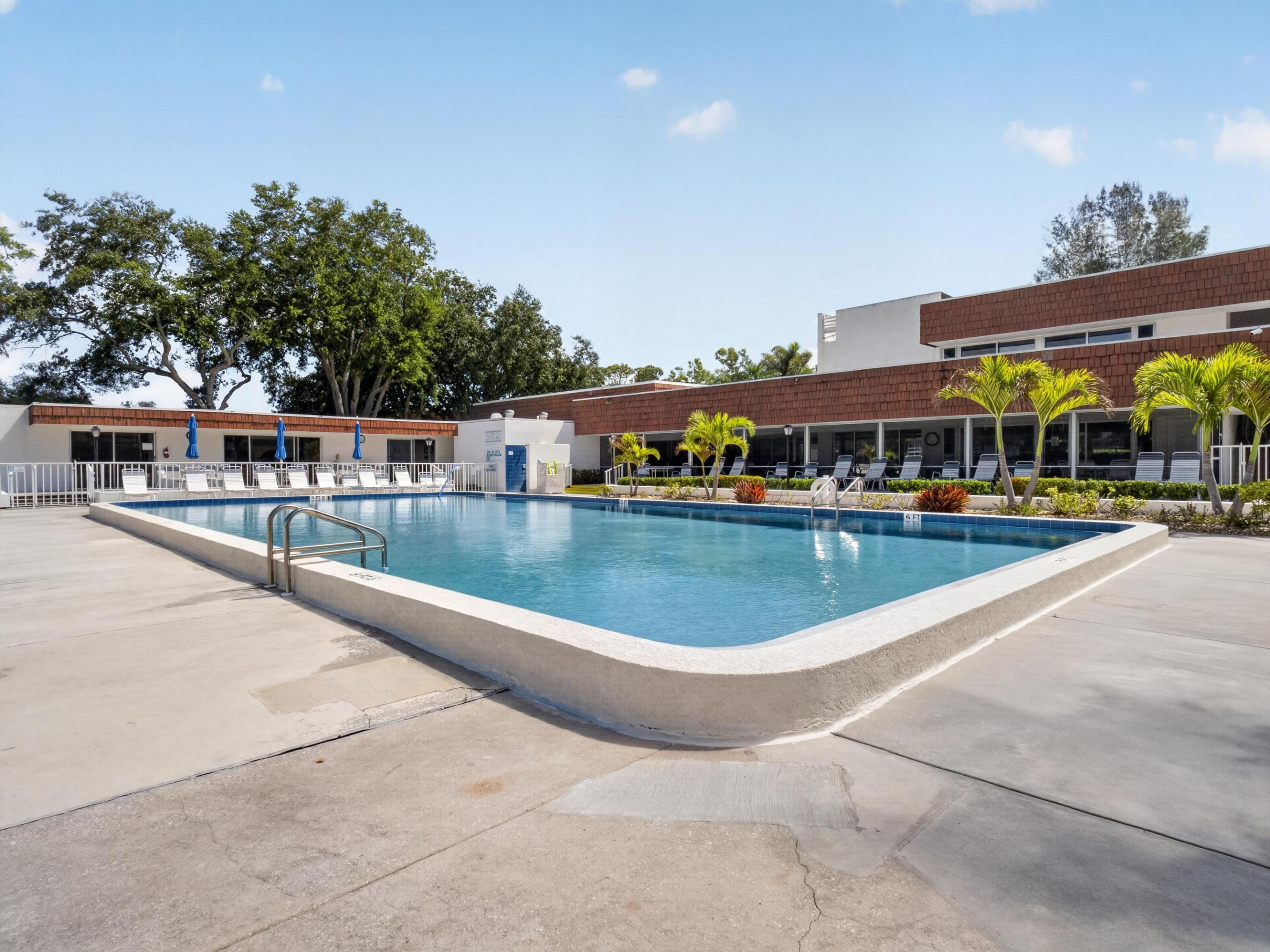 1225 NW 21st Street 2407