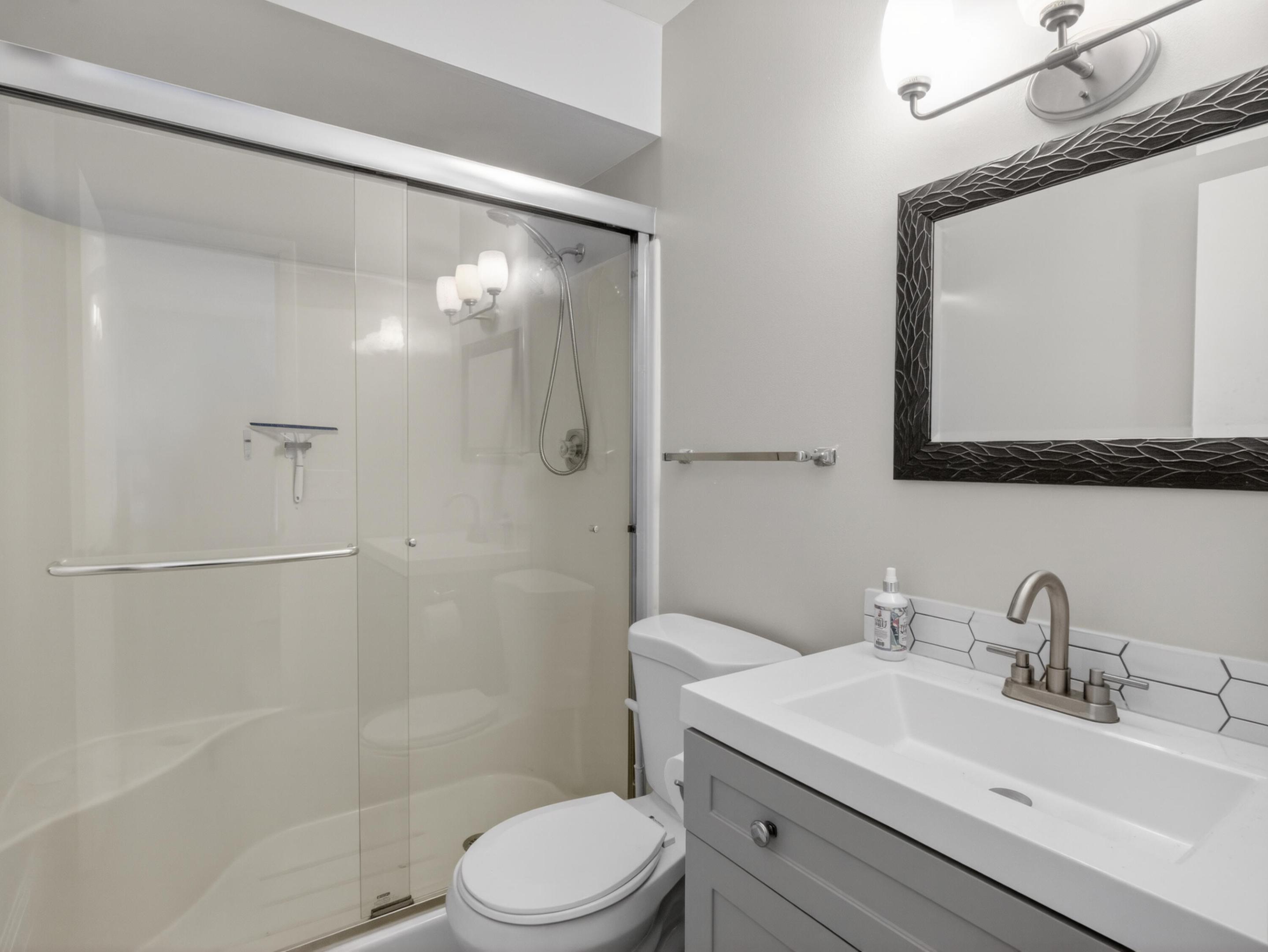 1225 NW 21st Street 2407