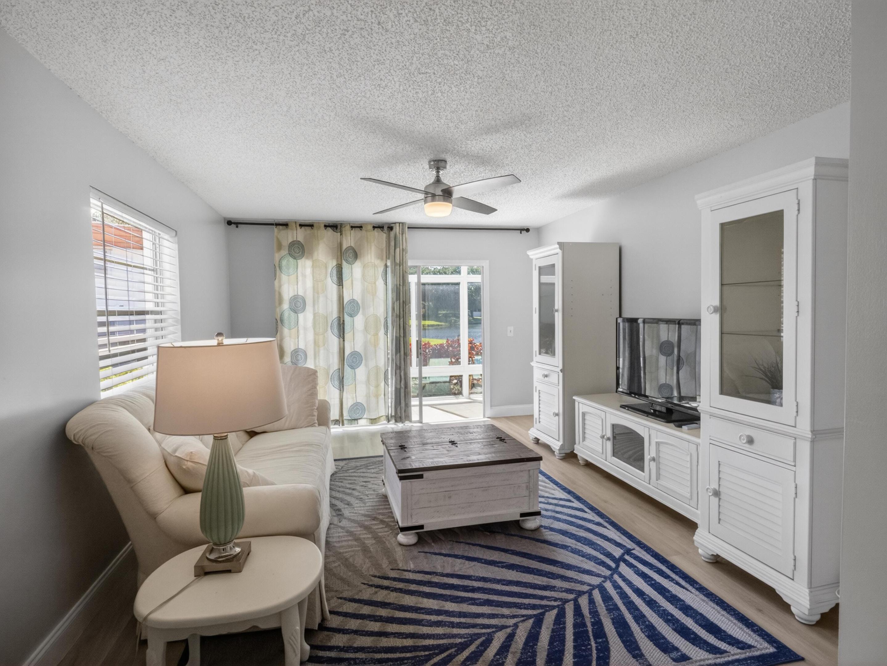 1225 NW 21st Street 2407