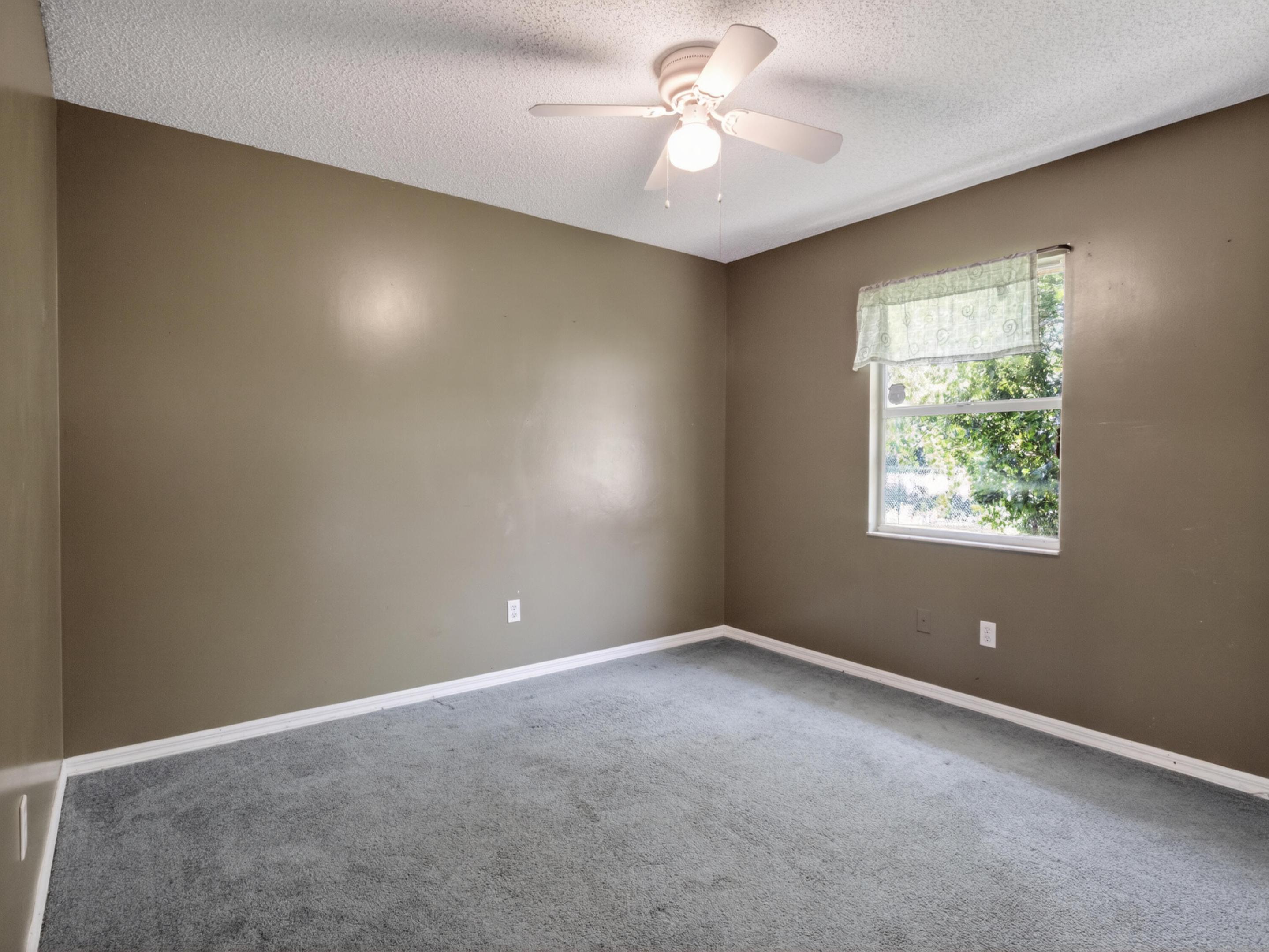 1094 SW Cairo Avenue, Port St. Lucie