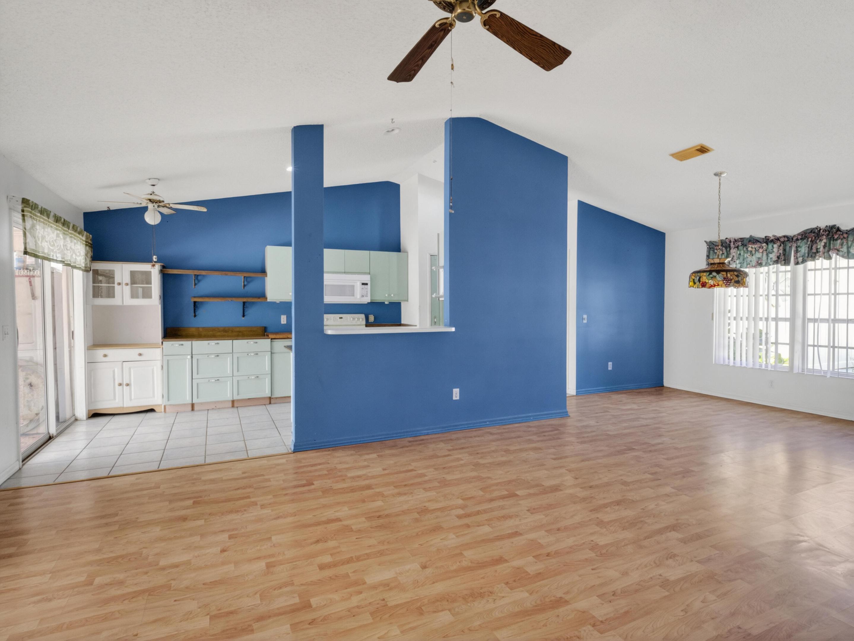 1094 SW Cairo Avenue, Port St. Lucie