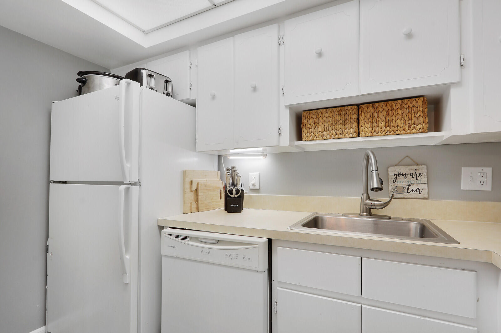 312 Southwind Drive 208