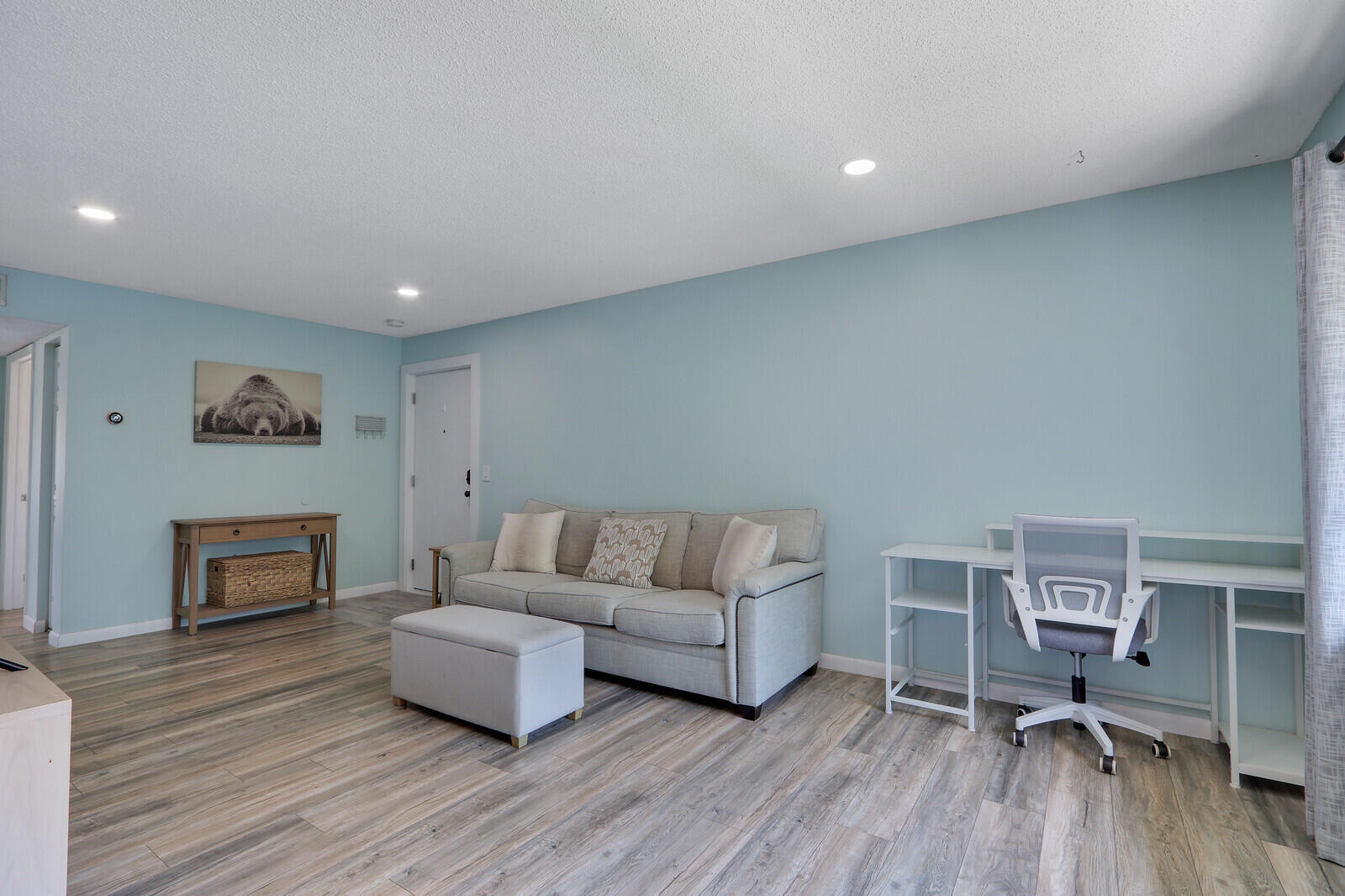 312 Southwind Drive 208