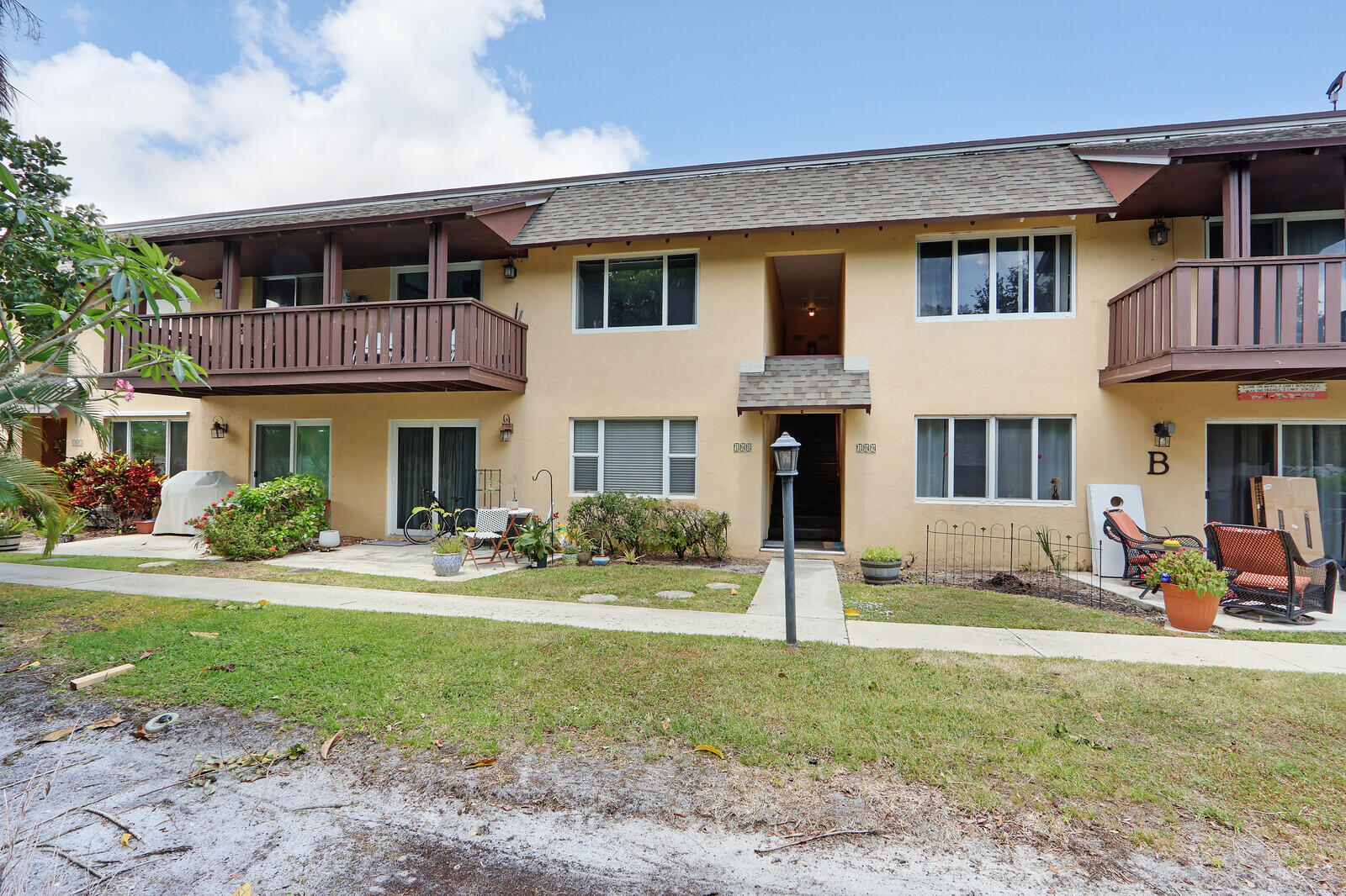 312 Southwind Drive 208