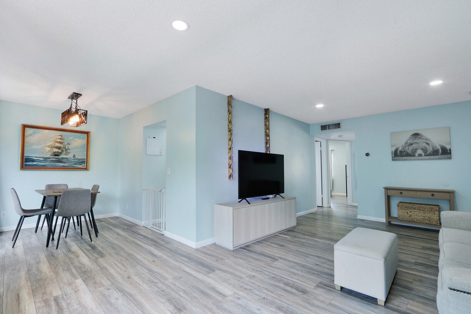 312 Southwind Drive 208