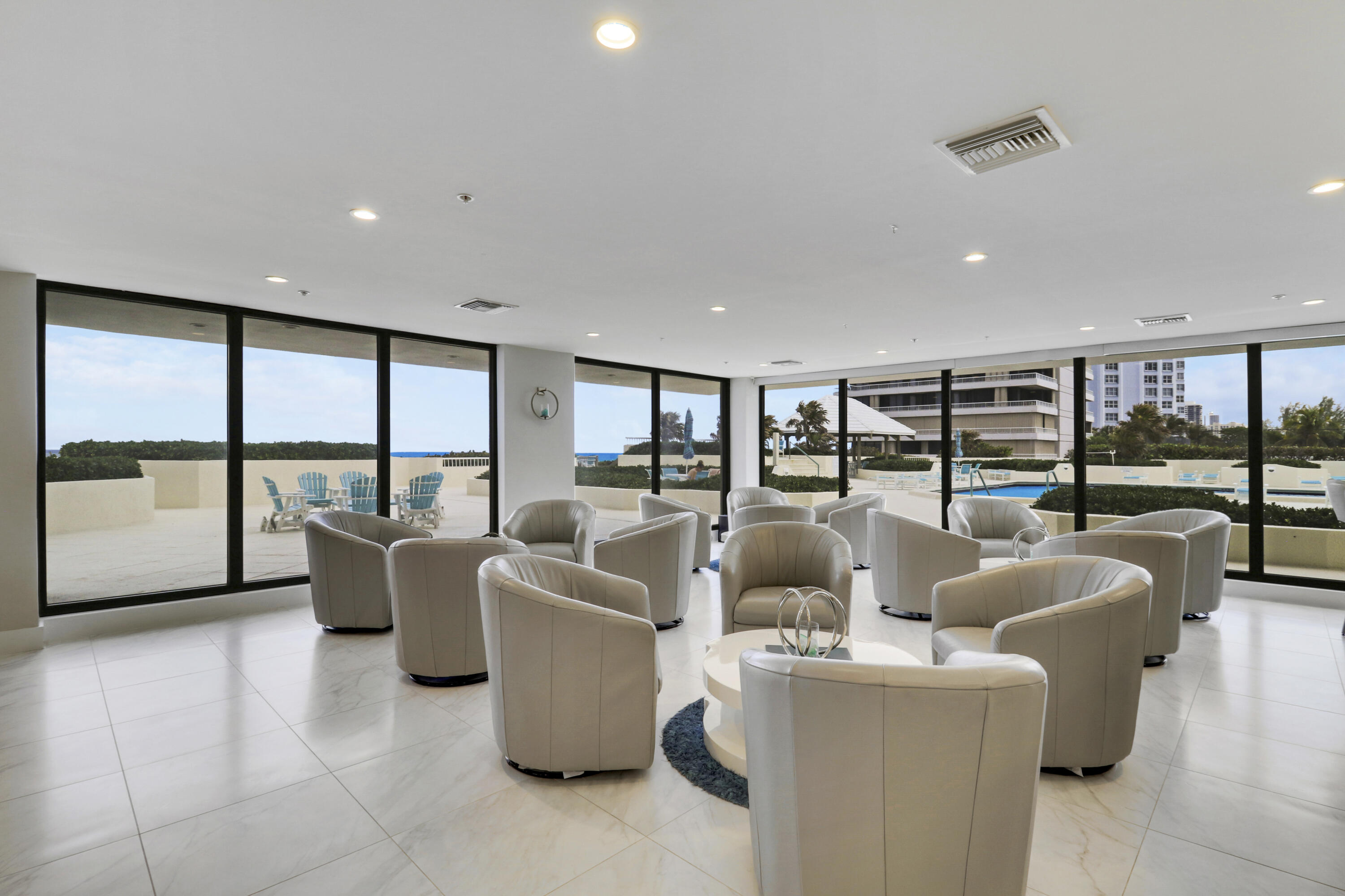 5280 N Ocean Drive