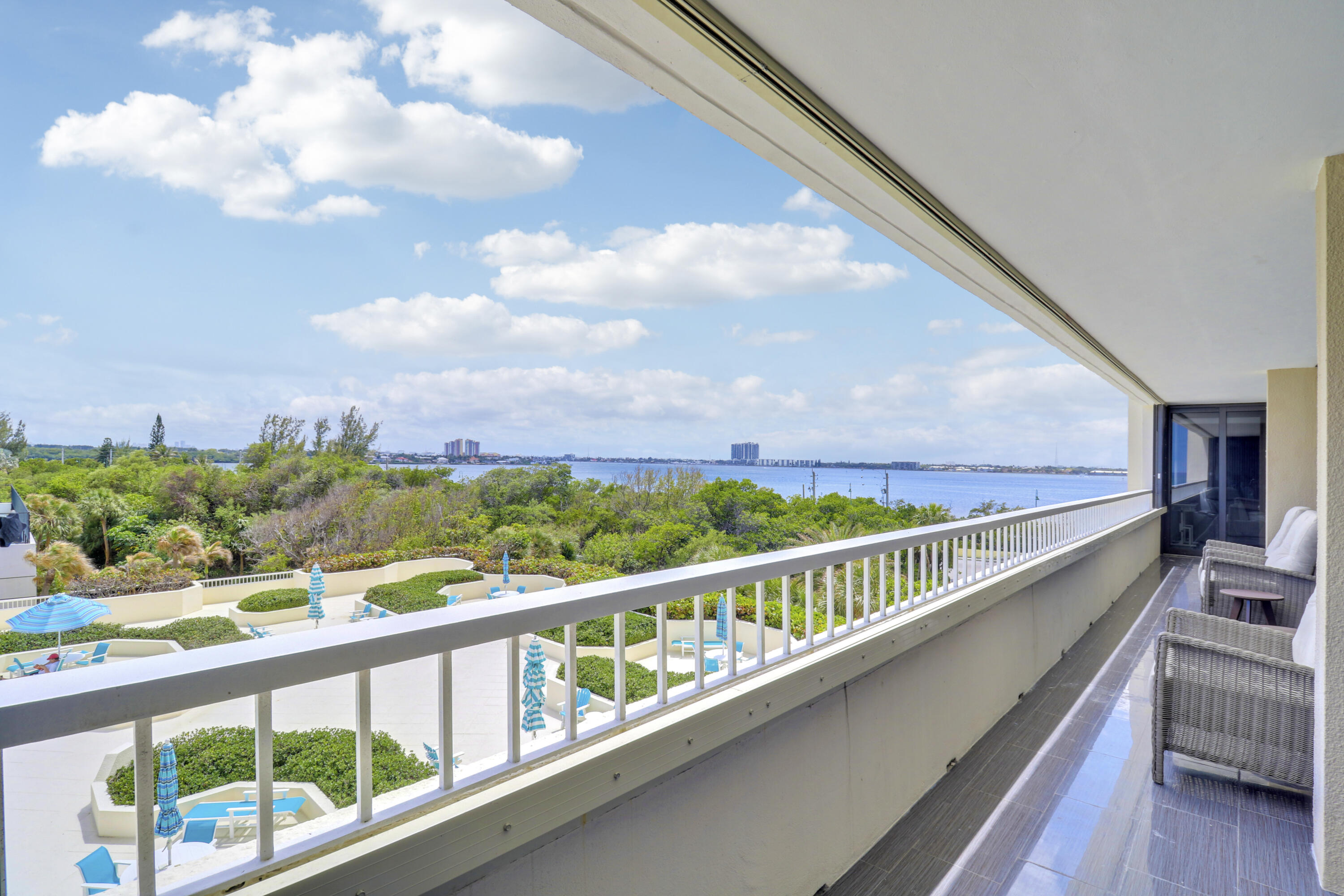 5280 N Ocean Drive