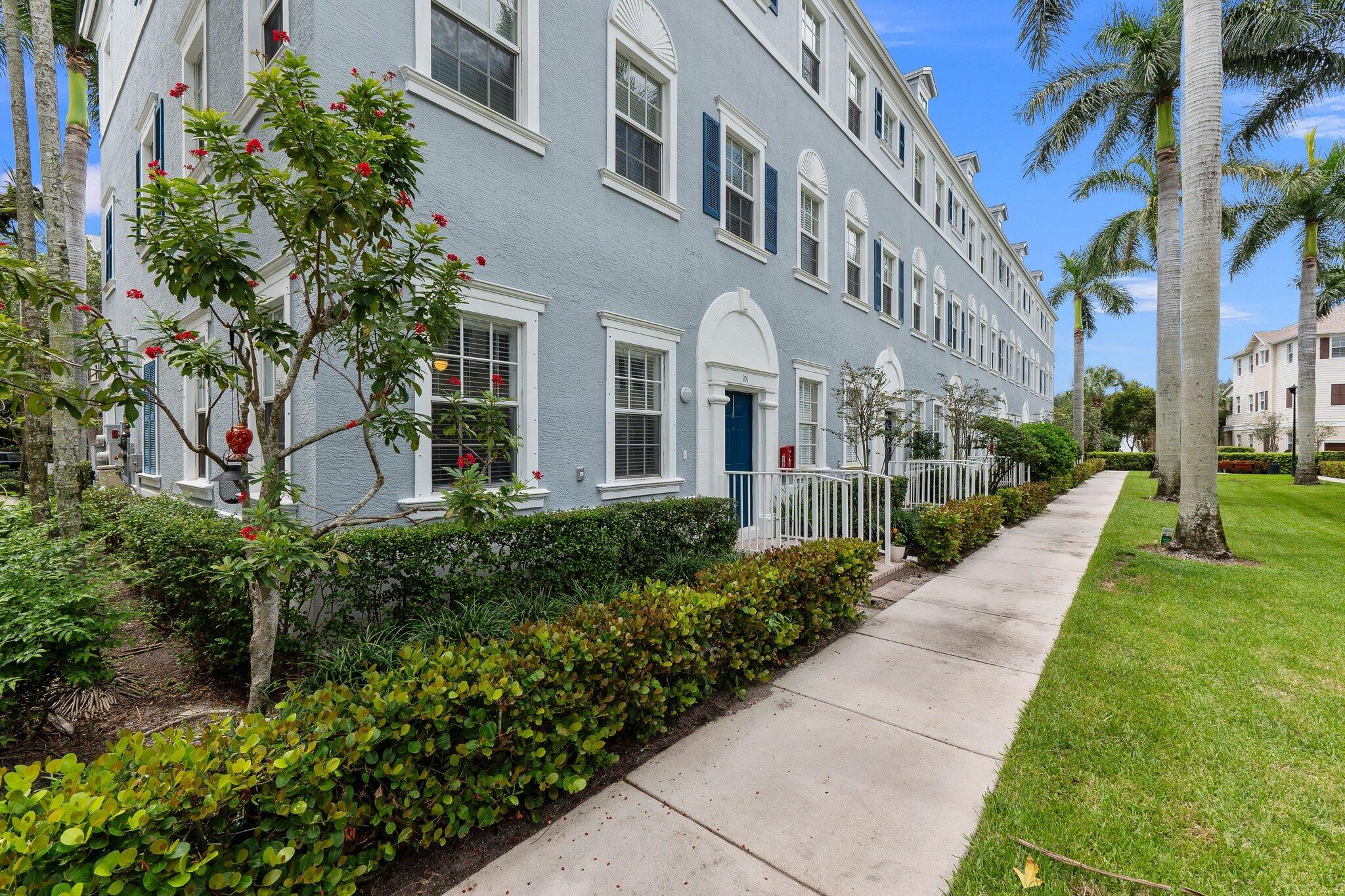 115 Pond Apple Lane 101