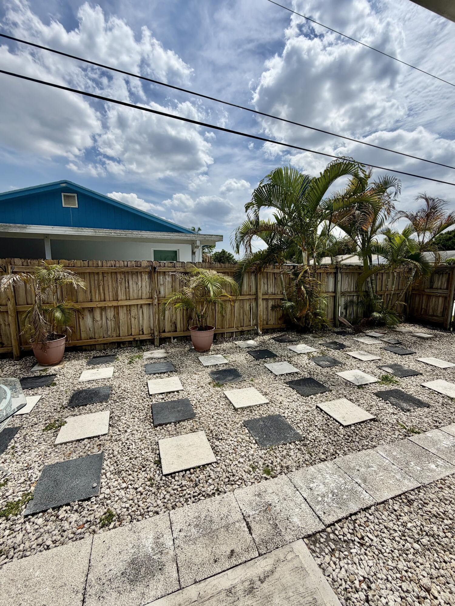 908 Anglers Way