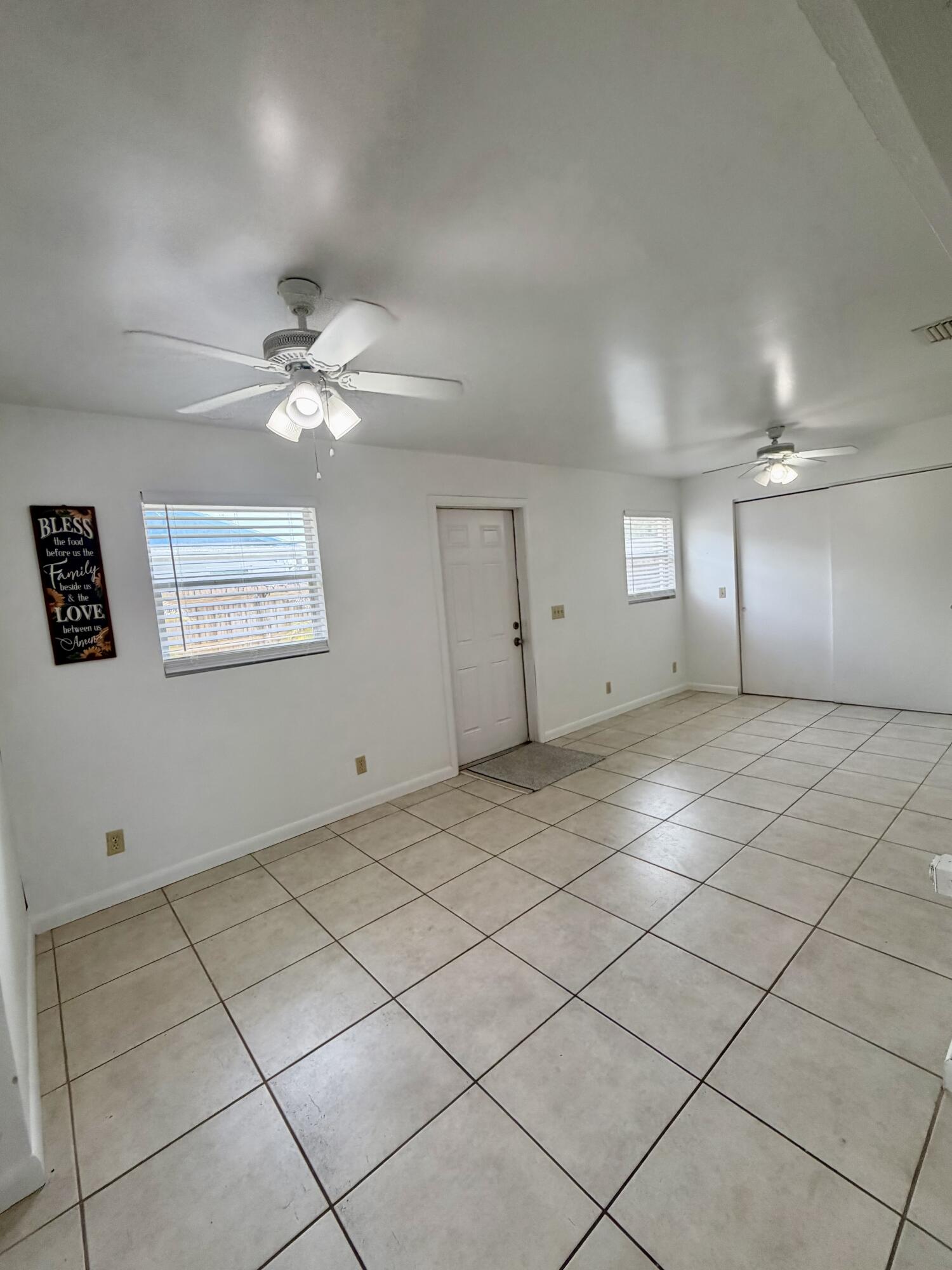 908 Anglers Way