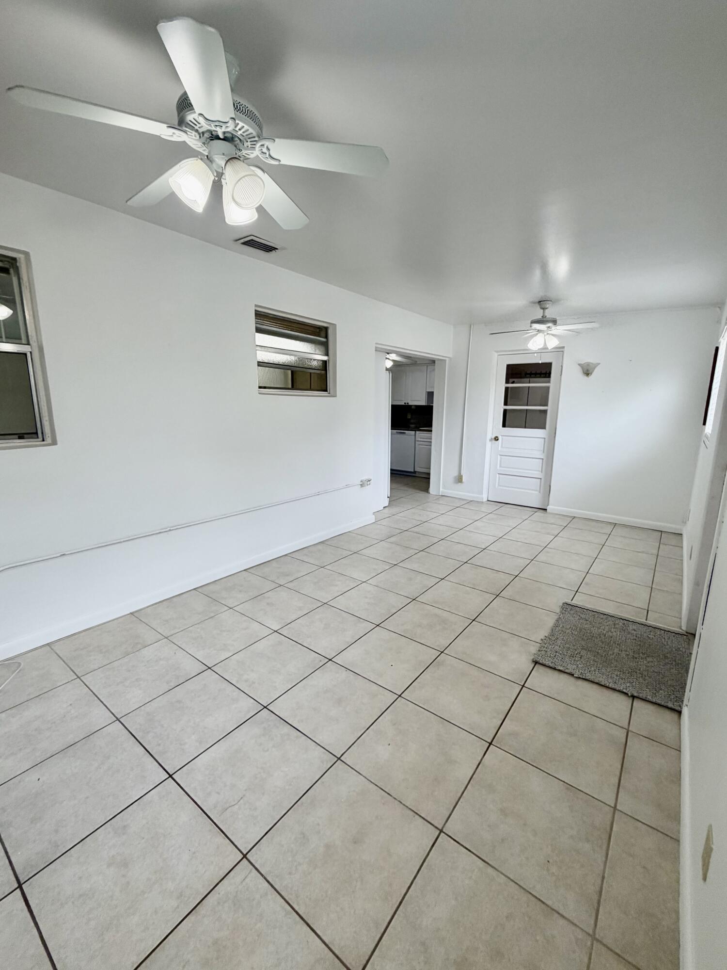 908 Anglers Way