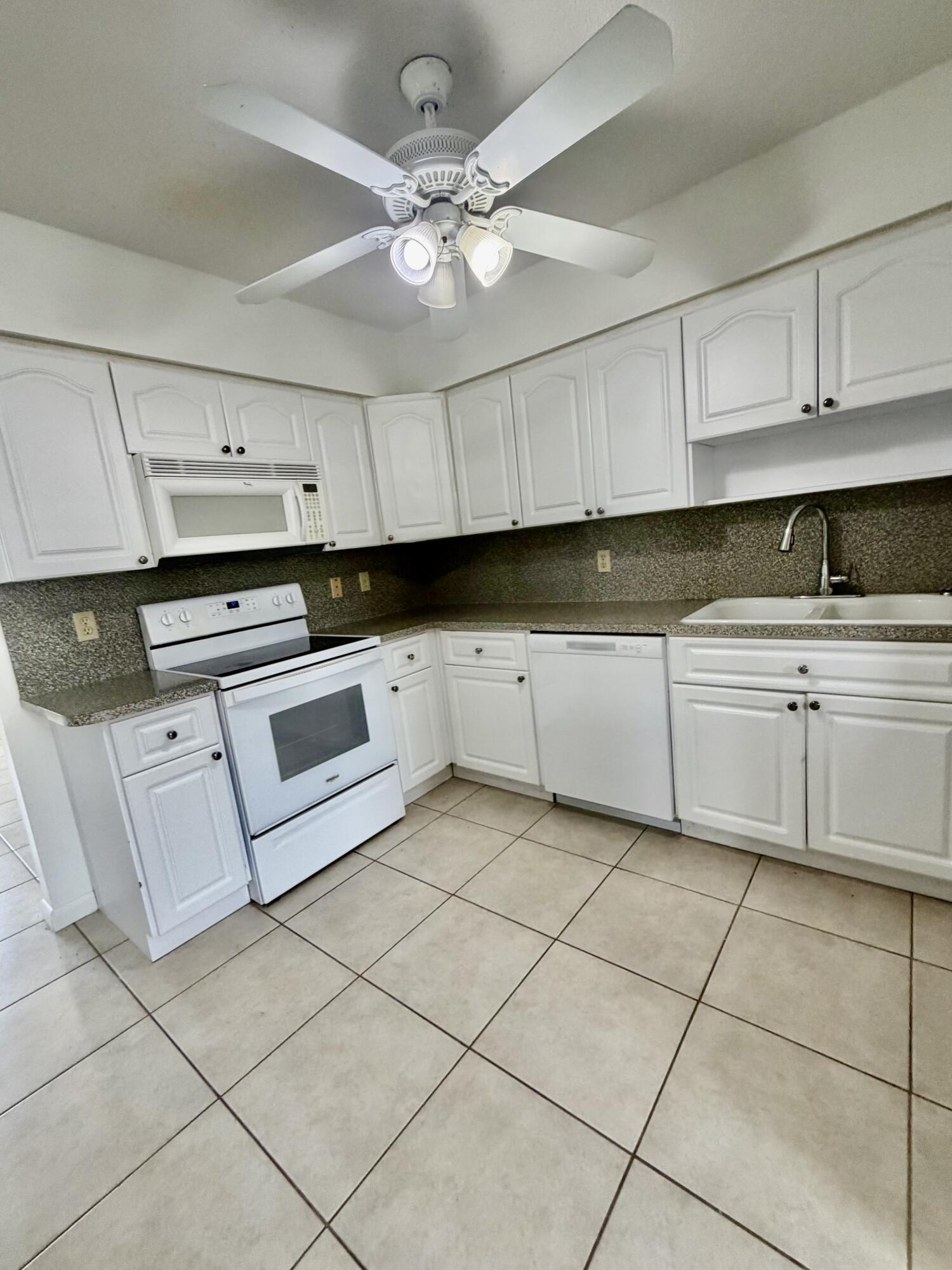 908 Anglers Way