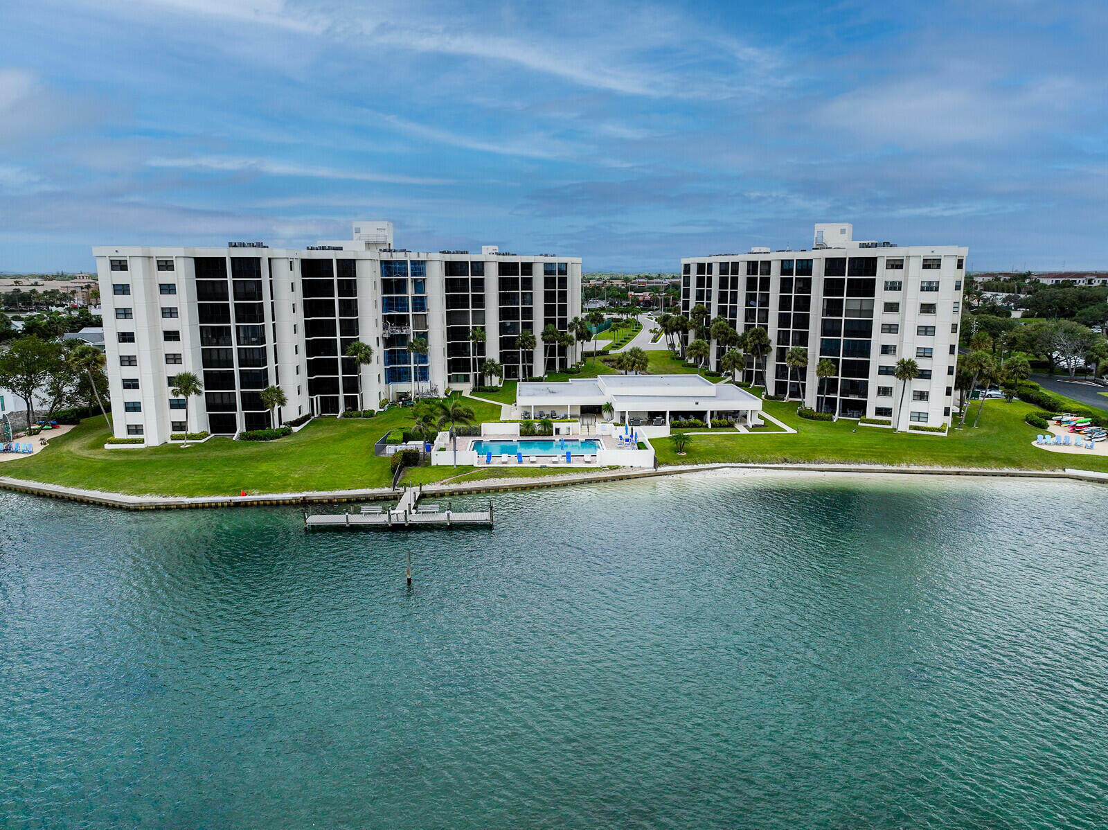 19800 Sandpointe Bay Drive 512