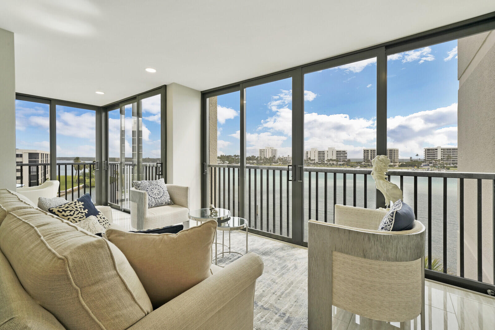 19800 Sandpointe Bay Drive 512