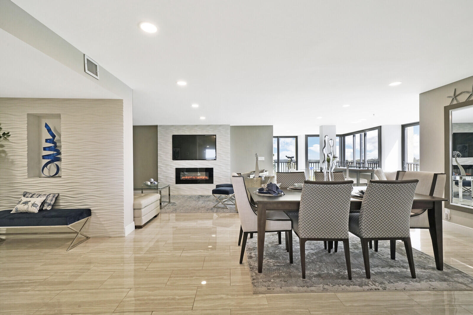 19800 Sandpointe Bay Drive 512