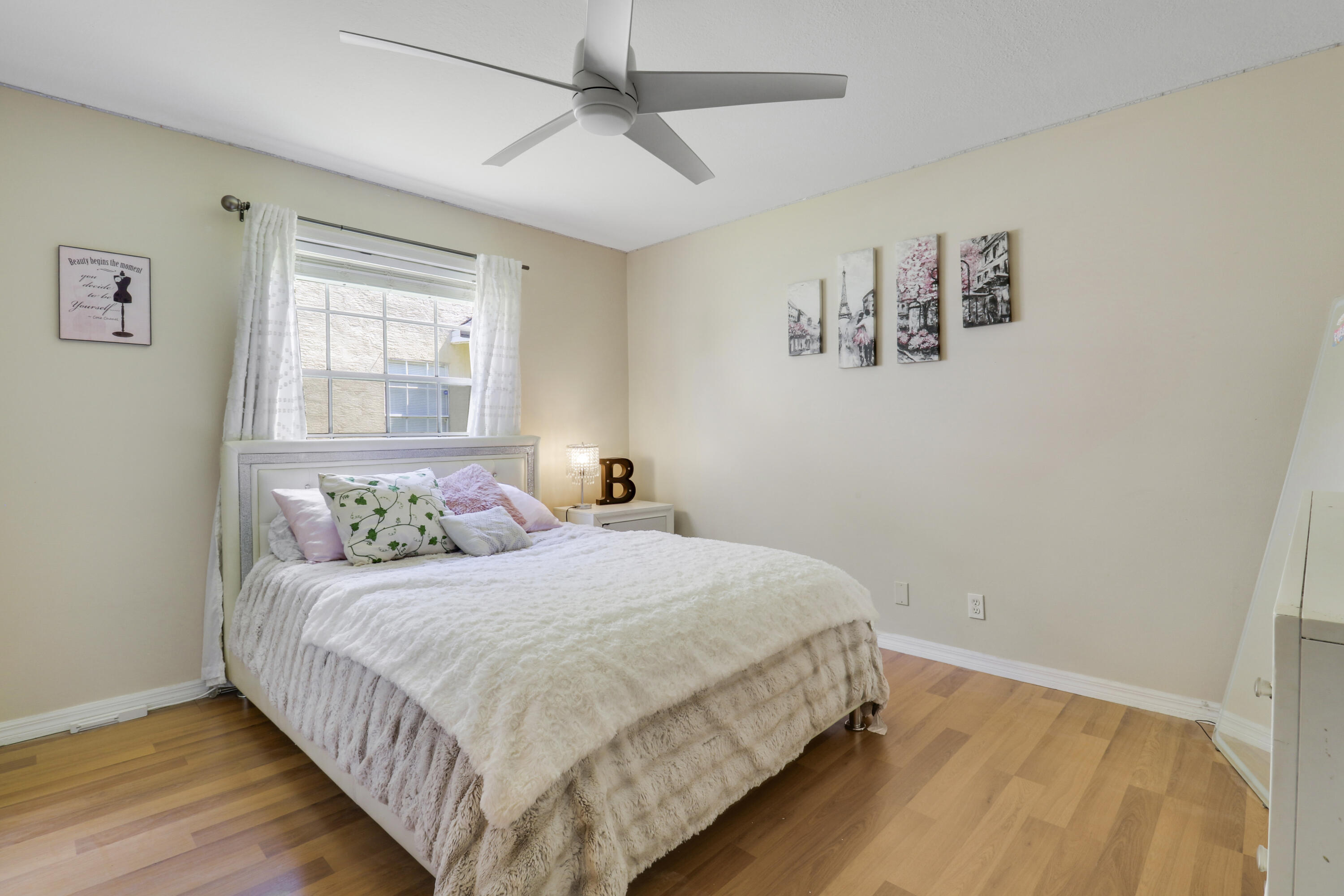 1437 Dandelion Lane